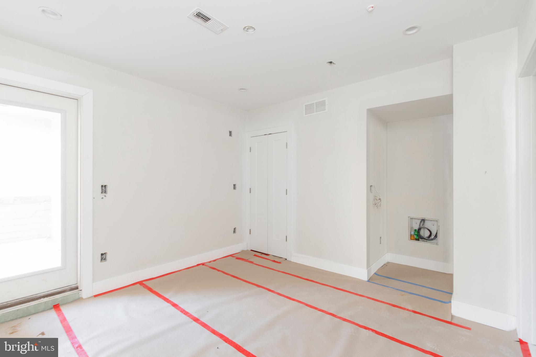 FAIRMOUNT - Residential Income