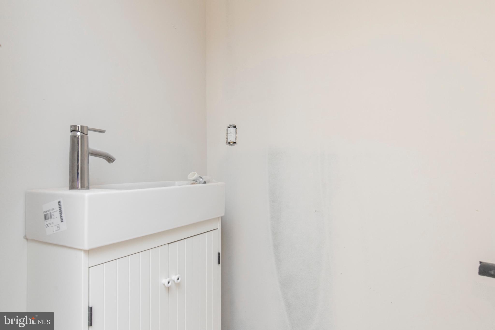 FAIRMOUNT - Residential Income