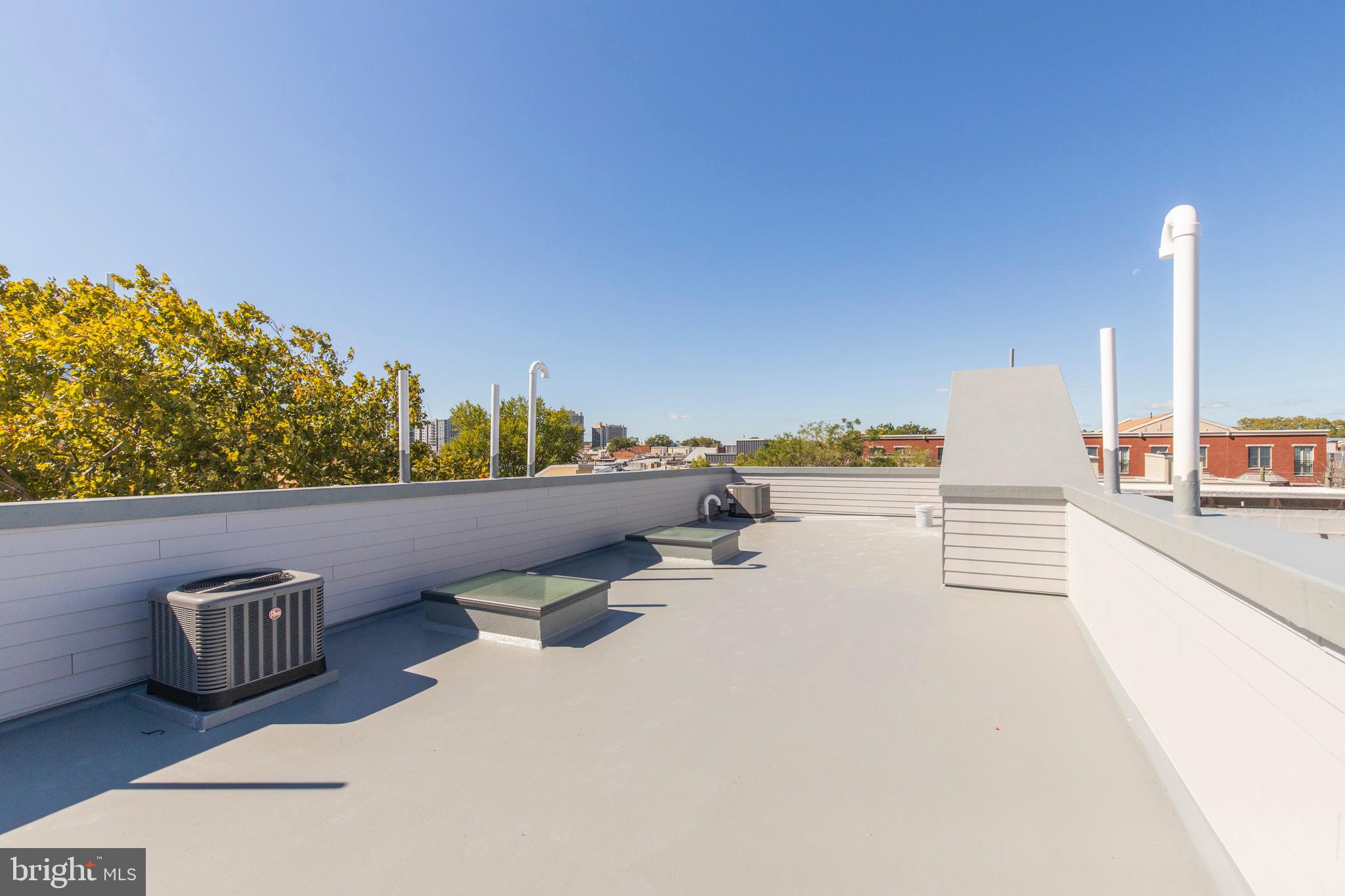 FAIRMOUNT - Residential Income