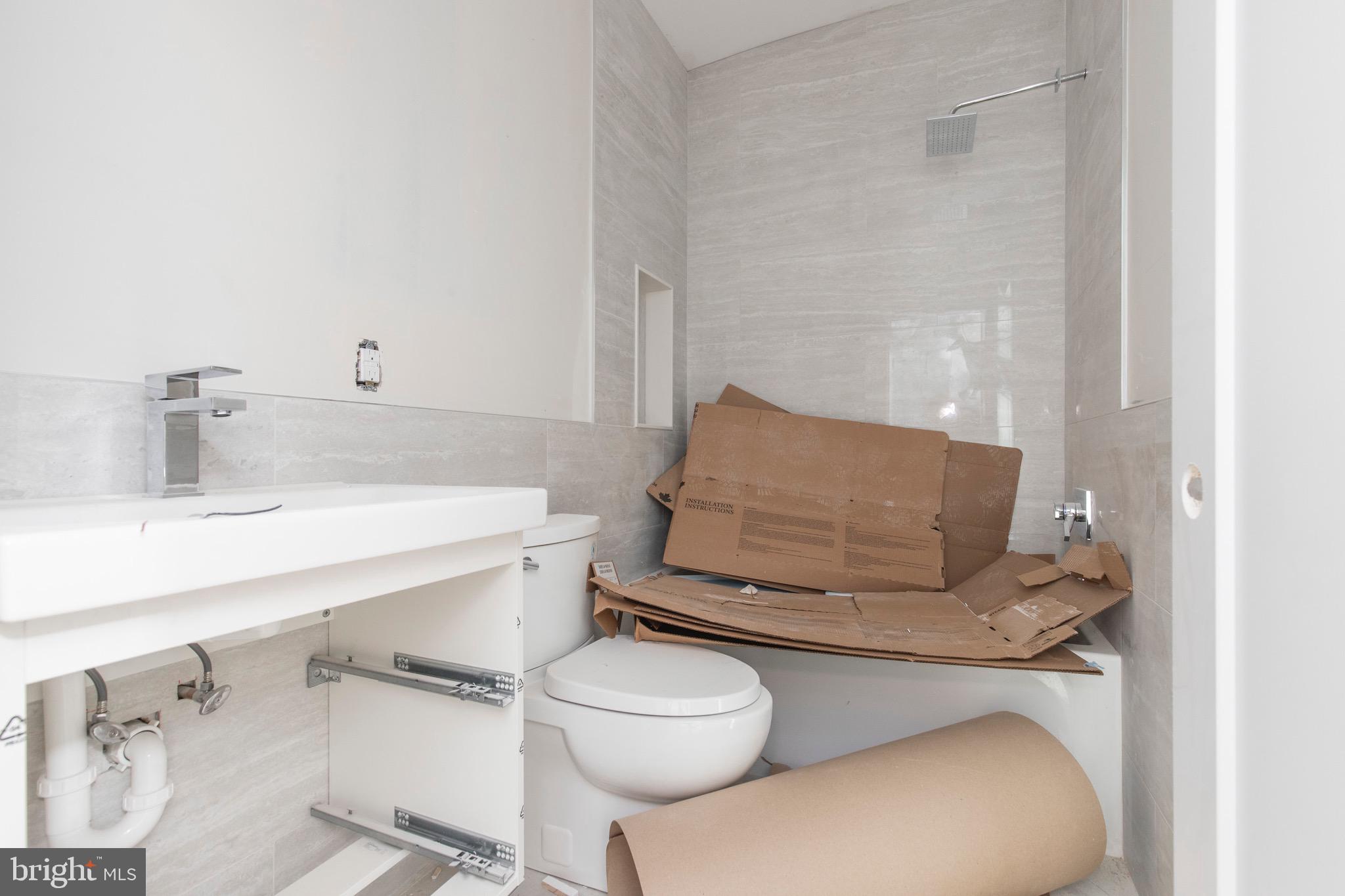 FAIRMOUNT - Residential Income