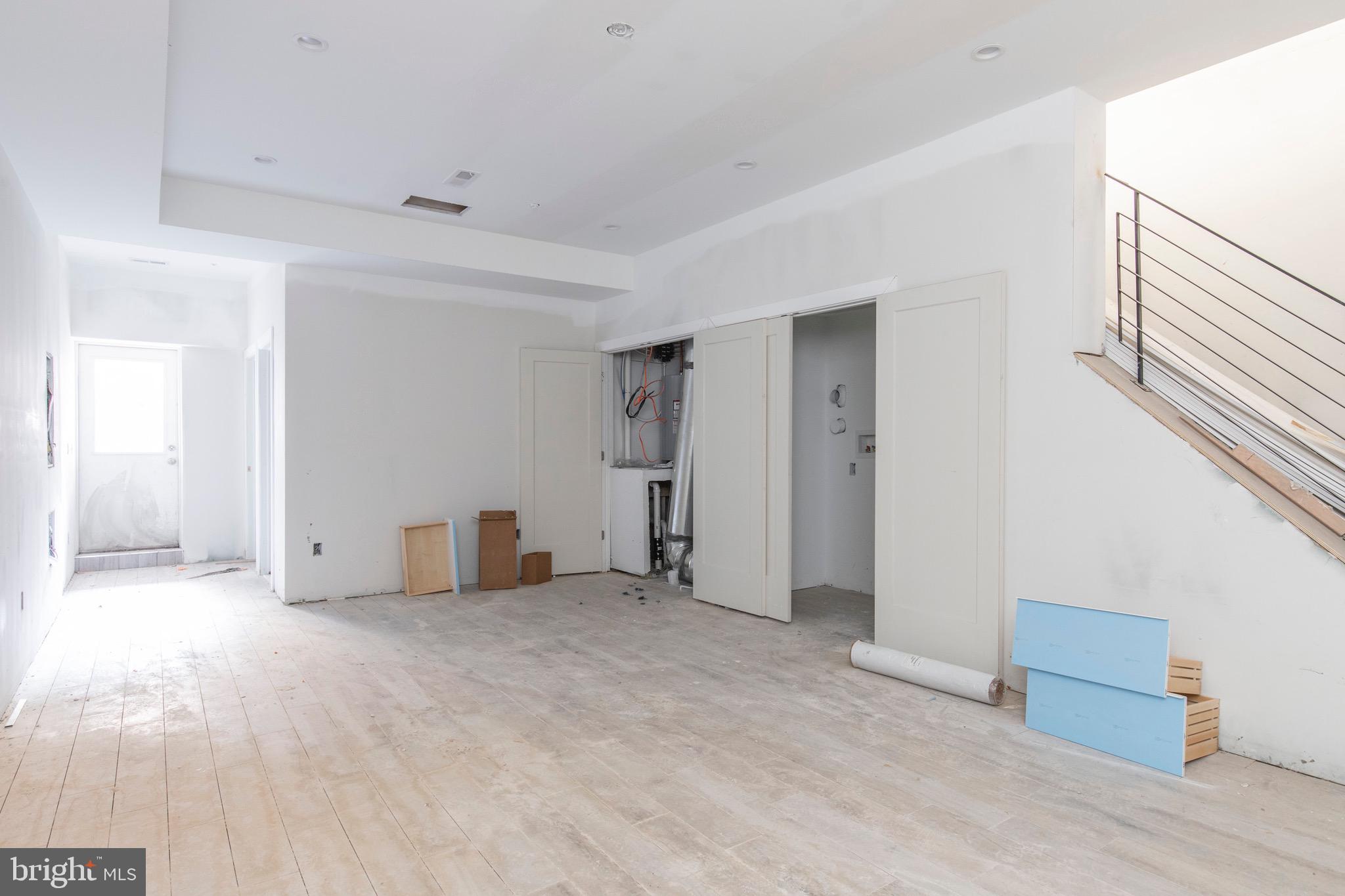 FAIRMOUNT - Residential Income