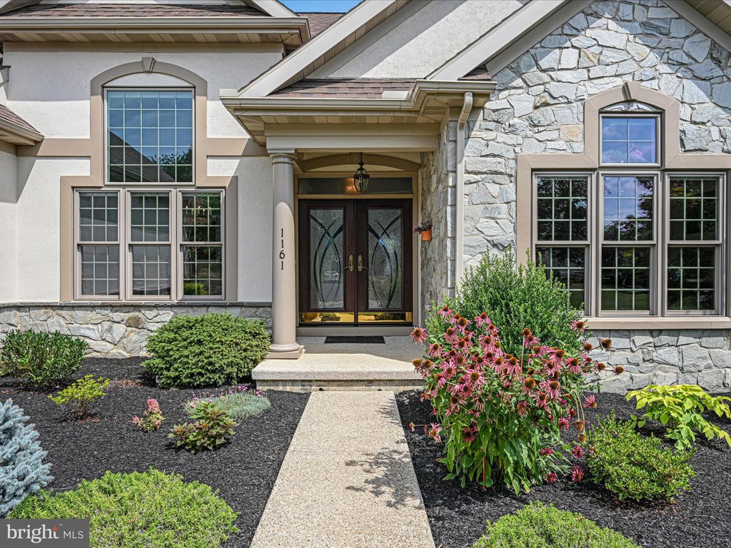 Photo of 1161 Oakmont Drive, Lancaster, PA 17601 (MLS # PALA2054304)