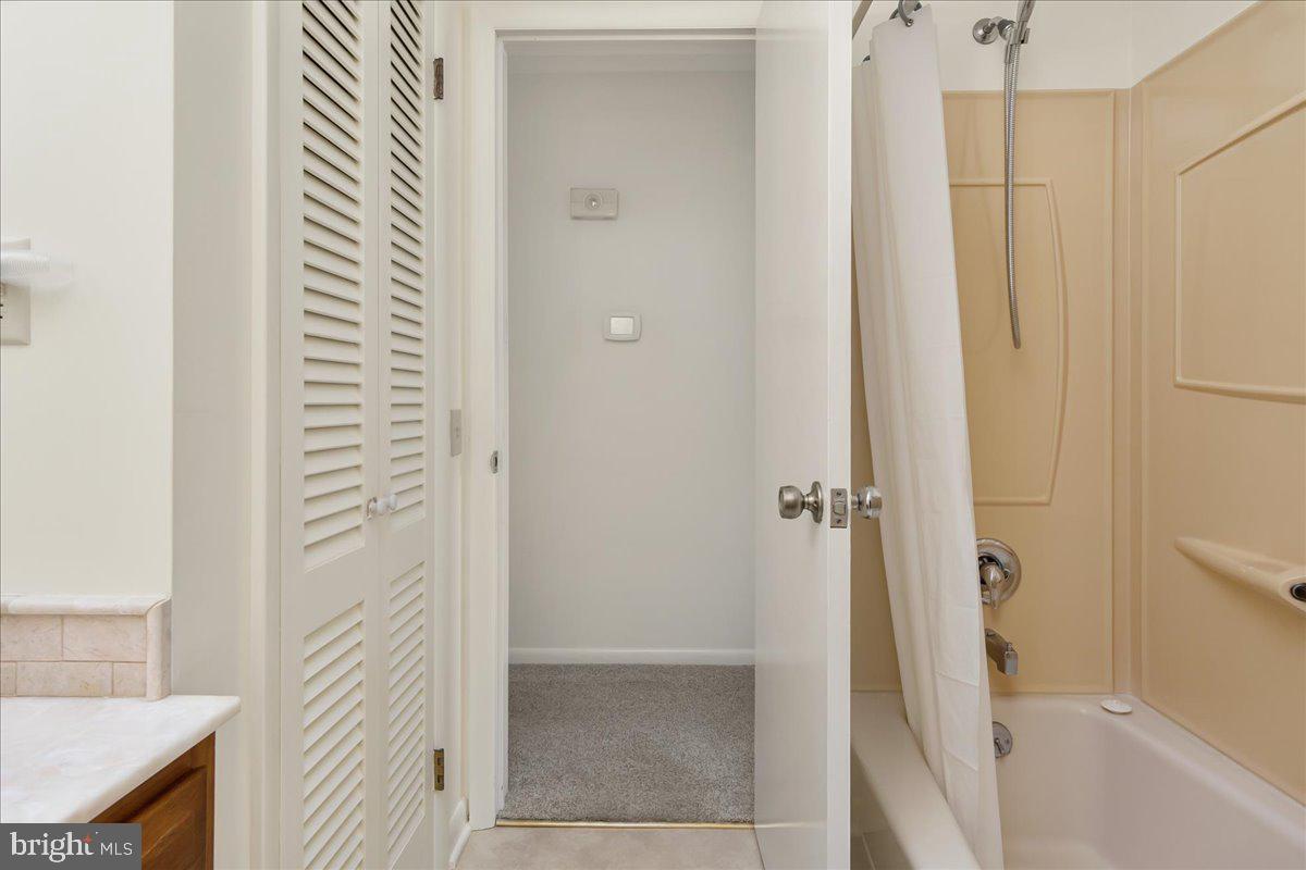 FOUNTAIN HEAD - Residential