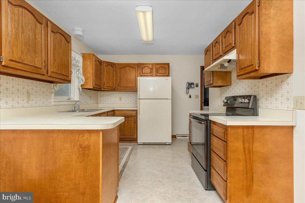 FOUNTAIN HEAD - Residential