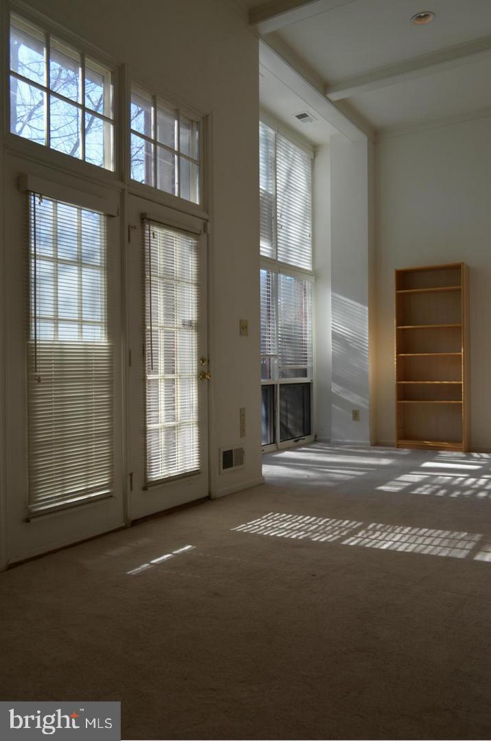 RIVERHILL - Residential Lease