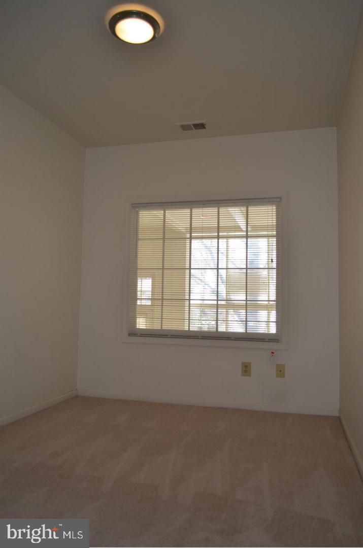 RIVERHILL - Residential Lease