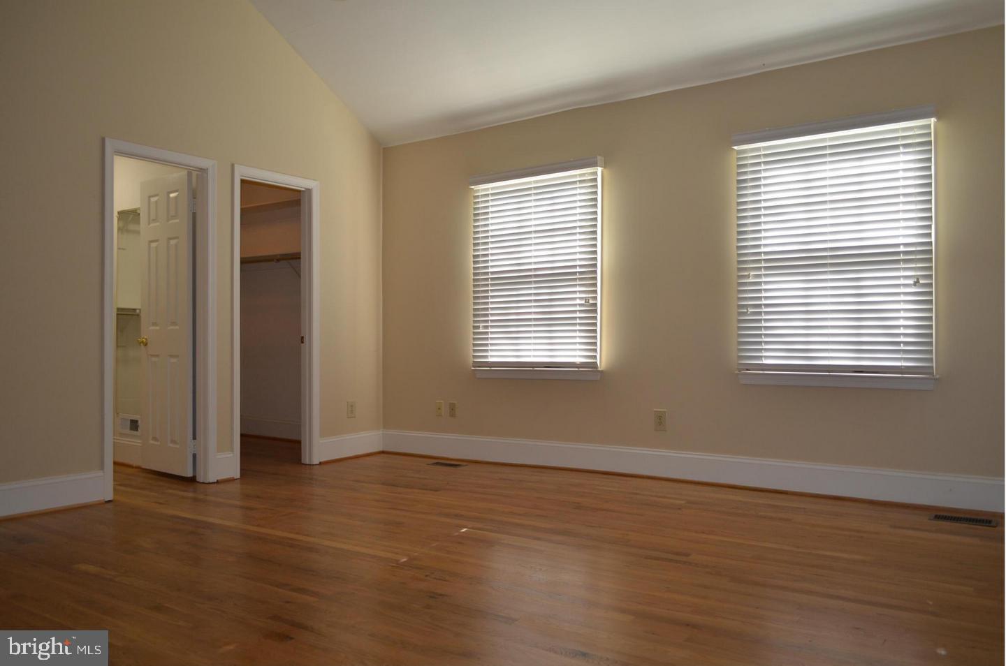 RIVERHILL - Residential Lease