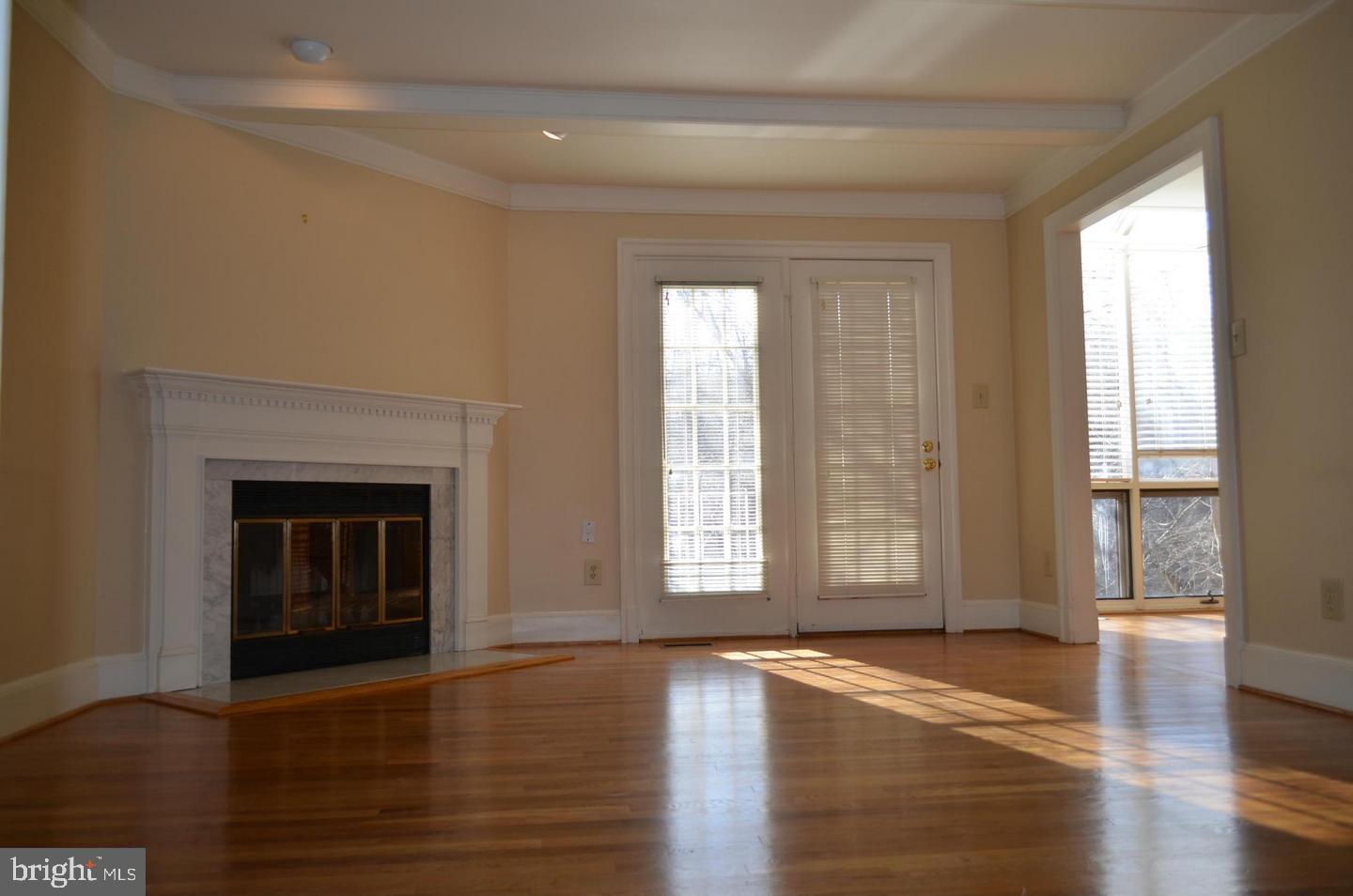 RIVERHILL - Residential Lease