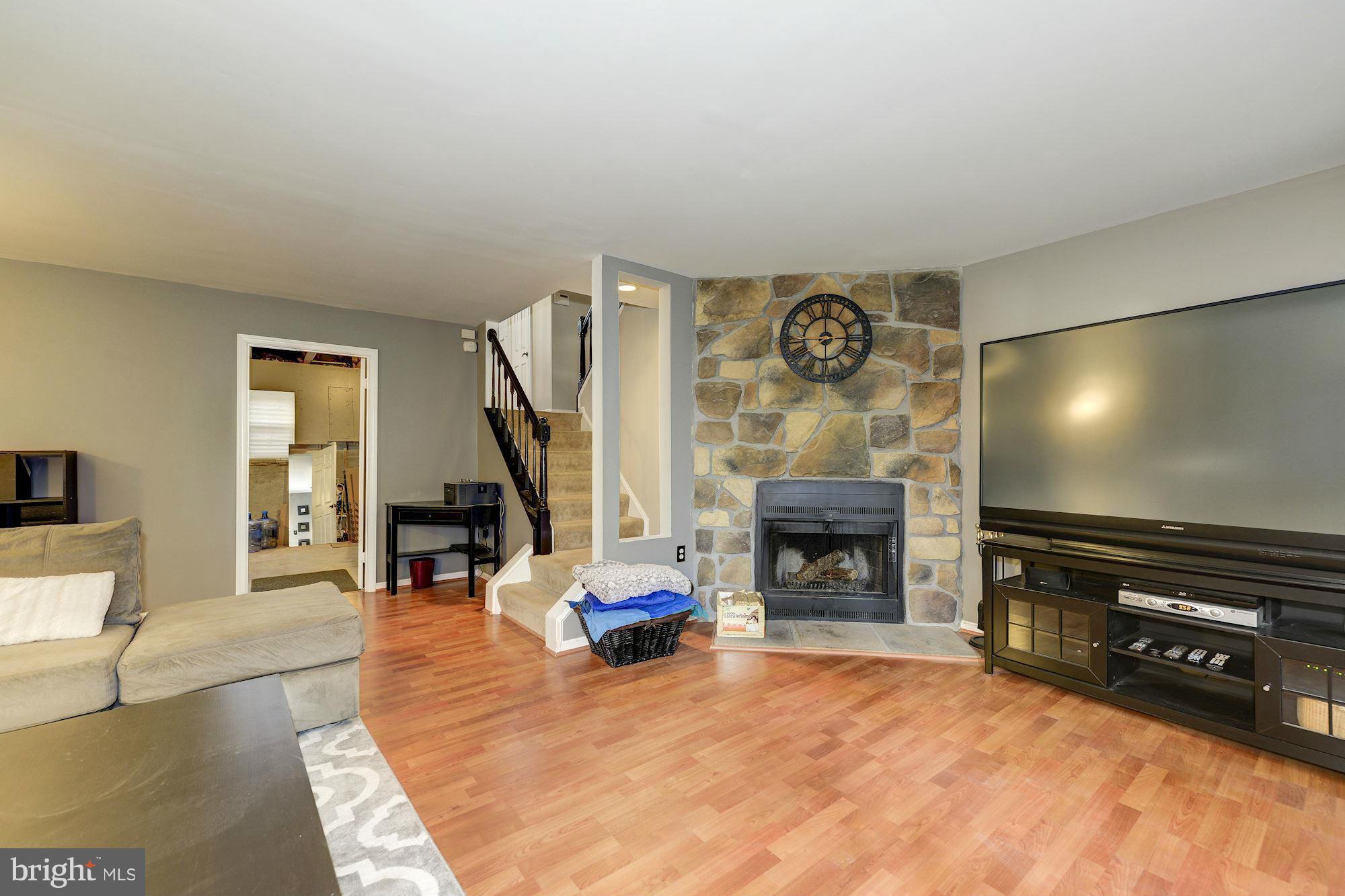 TOWNES OF BURKE - Residential