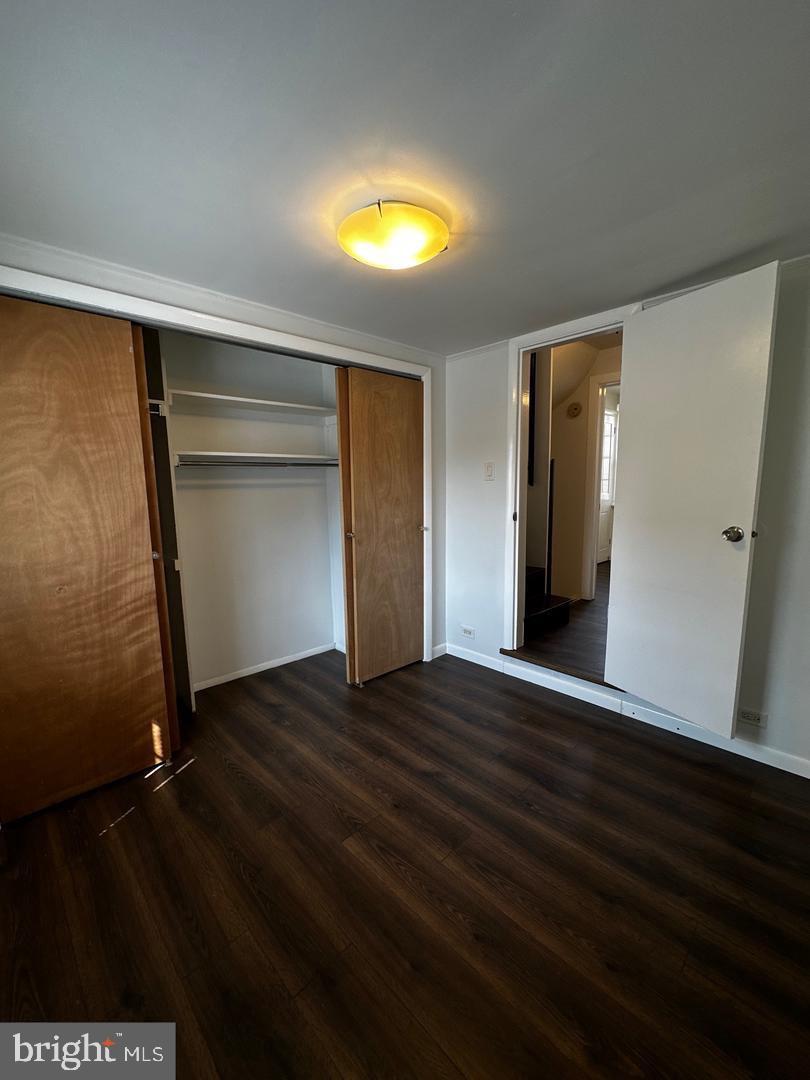 QUEEN VILLAGE - Residential Lease