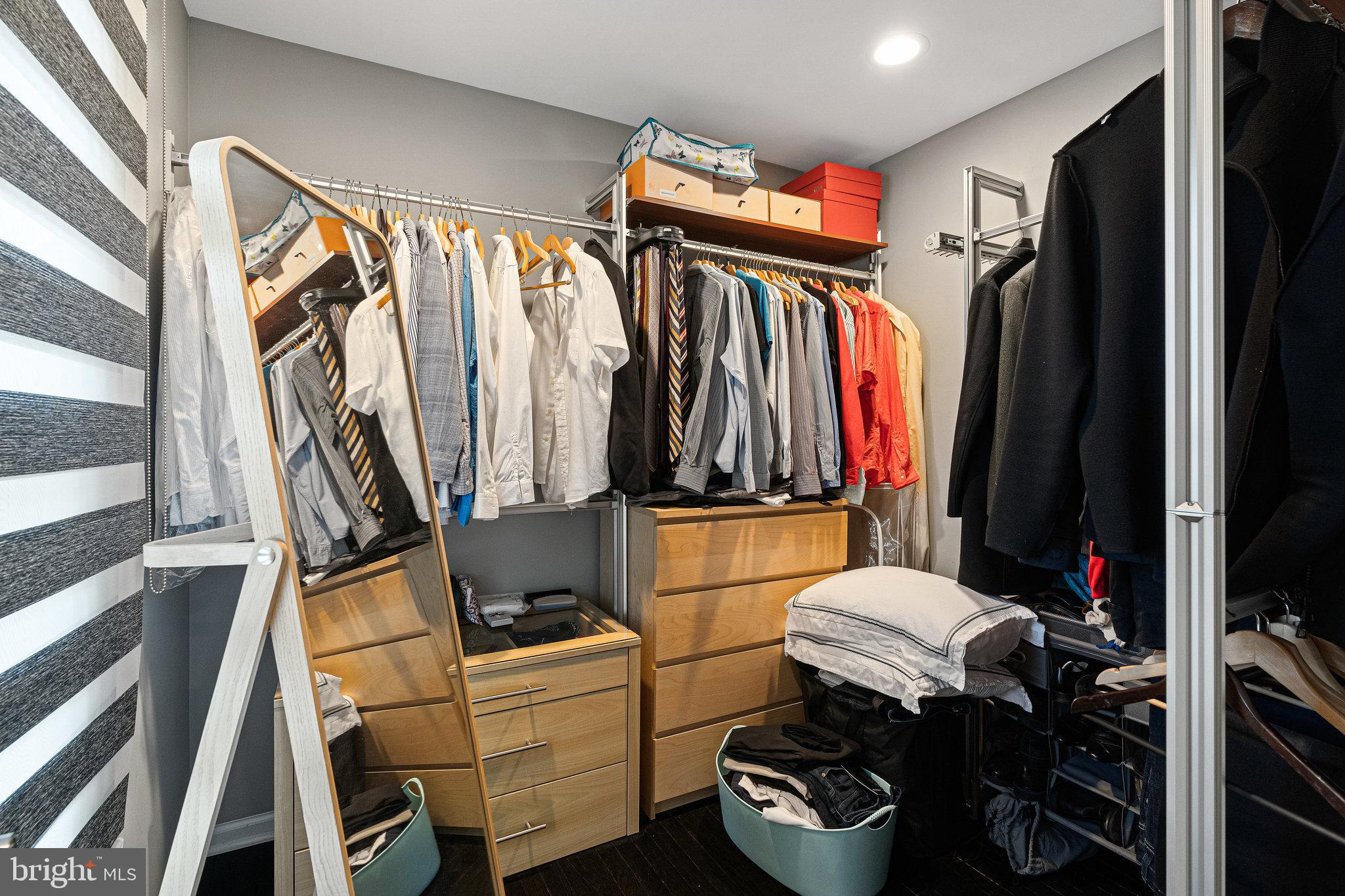 CHESTERBROOK HILLS - Residential