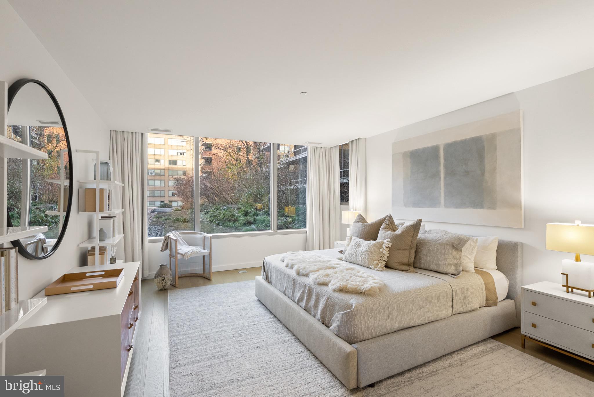 WEST END - Residential