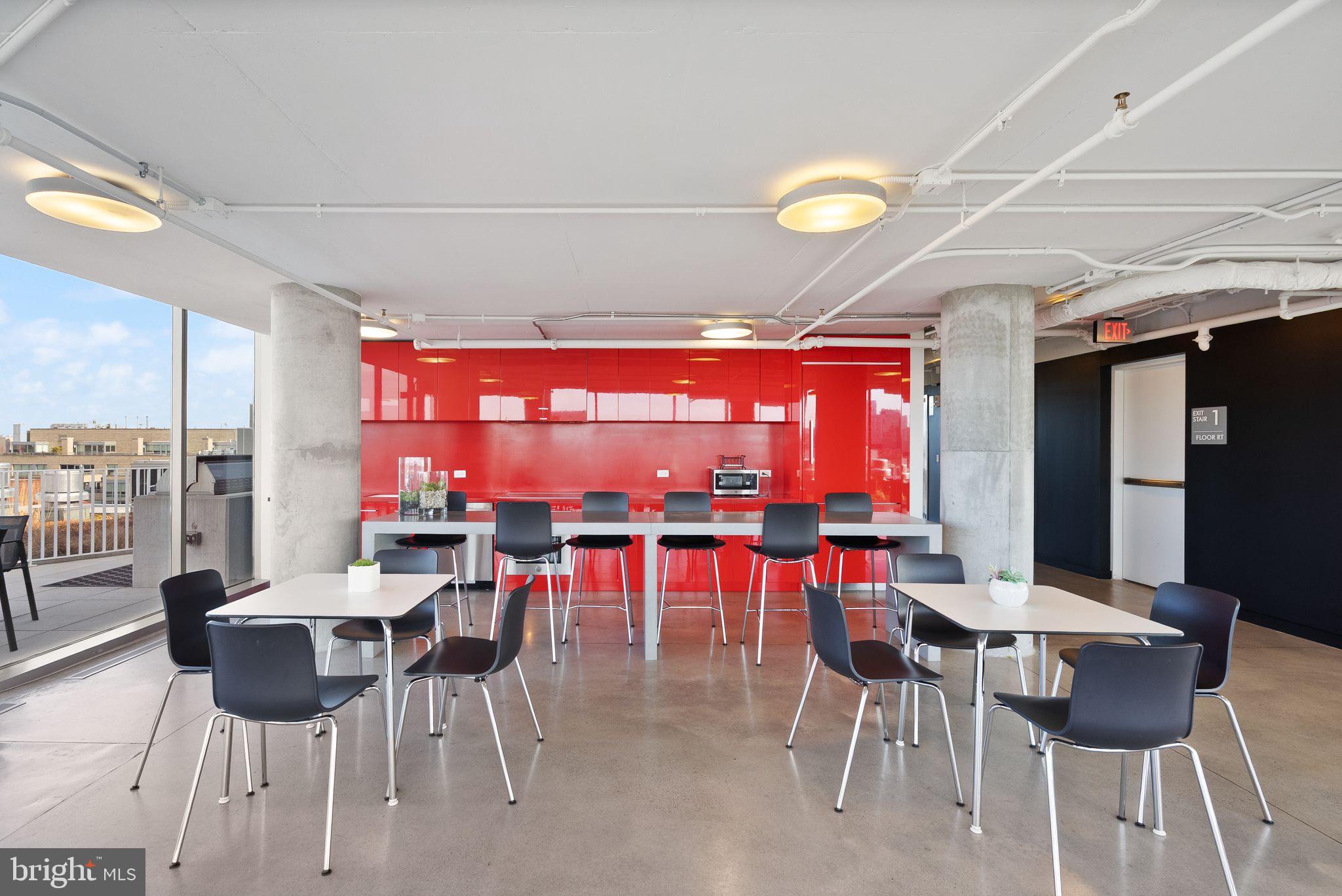 WEST END - Residential