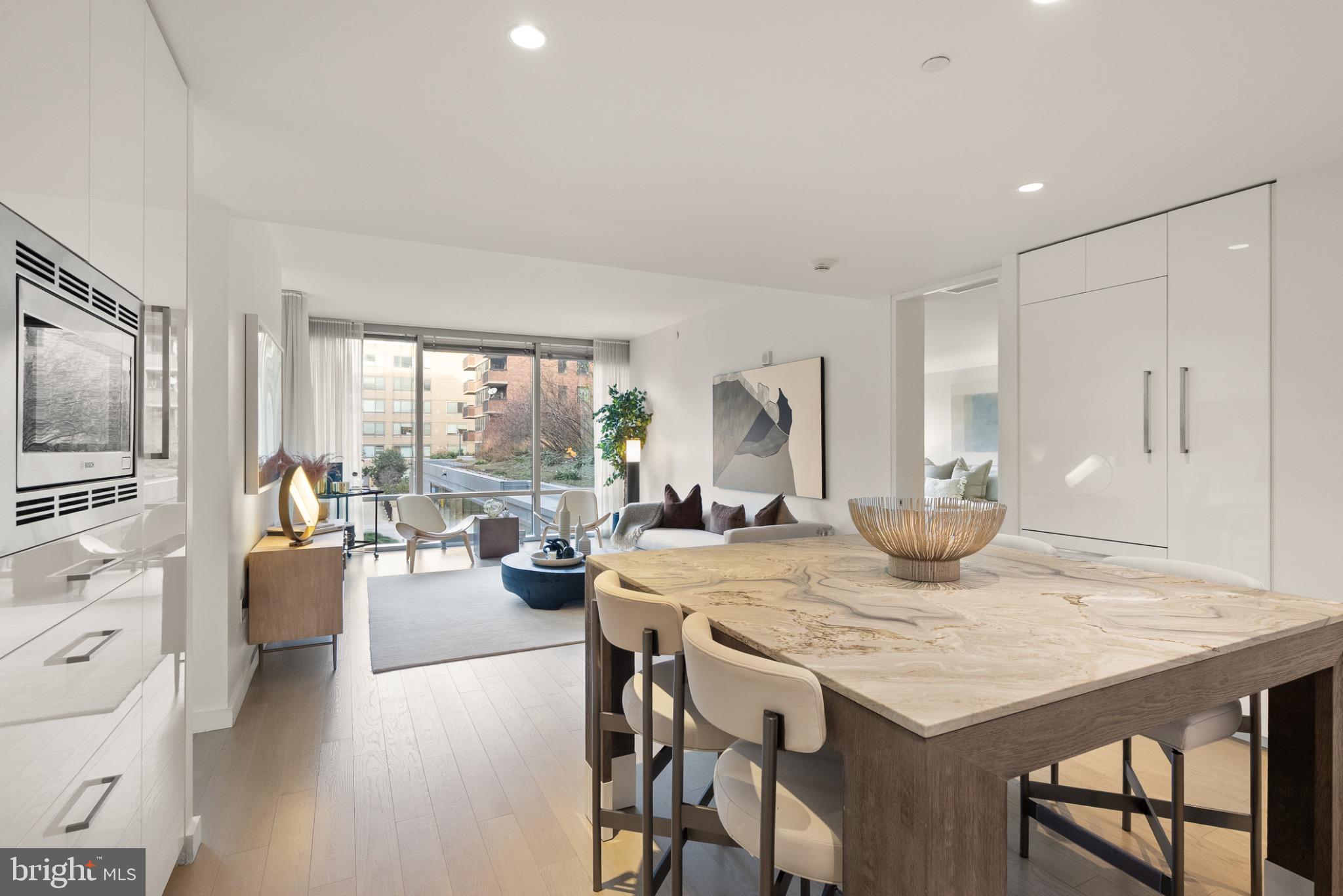 WEST END - Residential