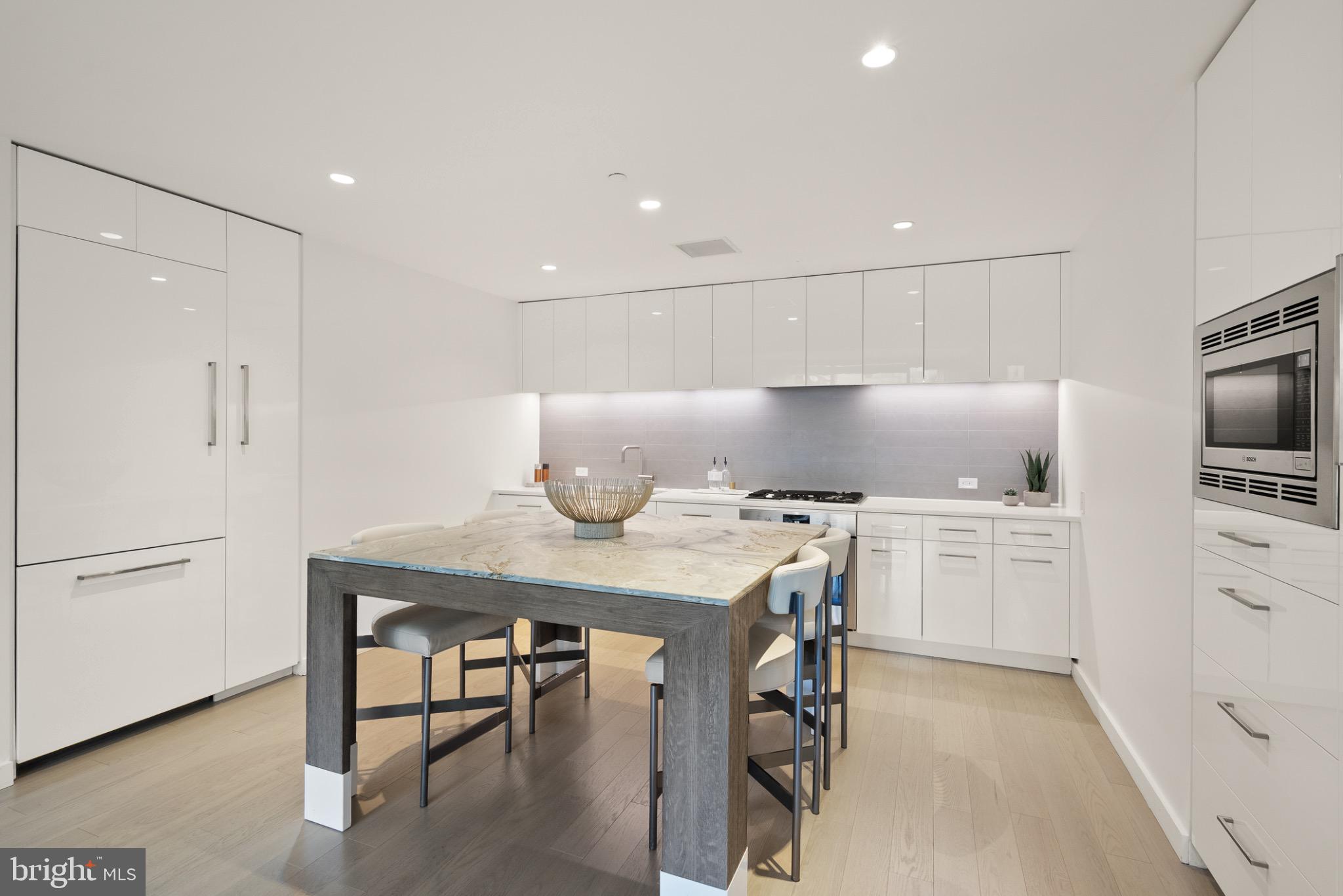 WEST END - Residential