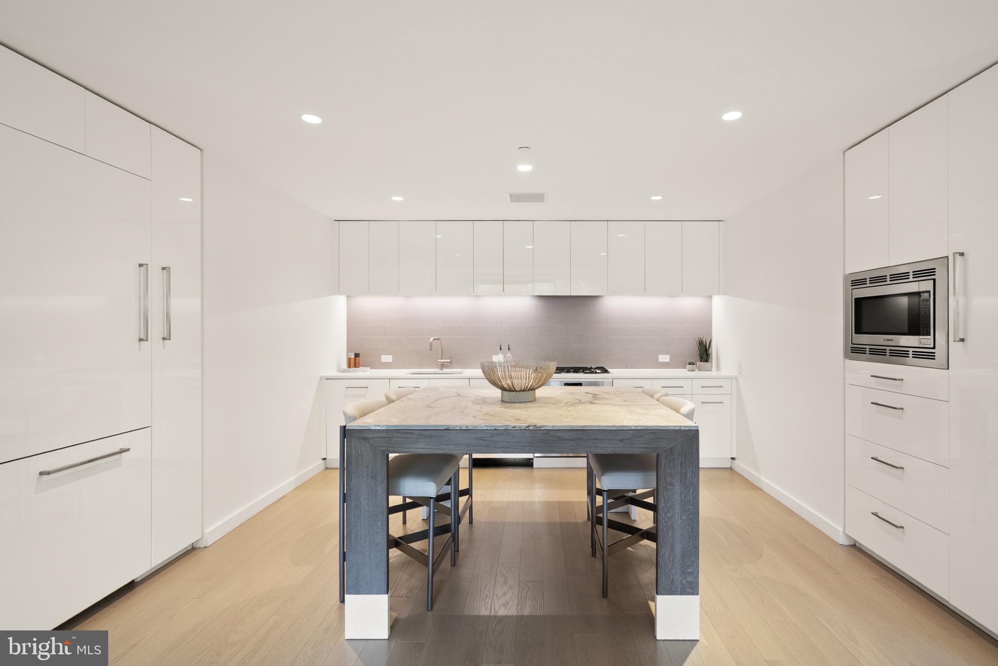 WEST END - Residential