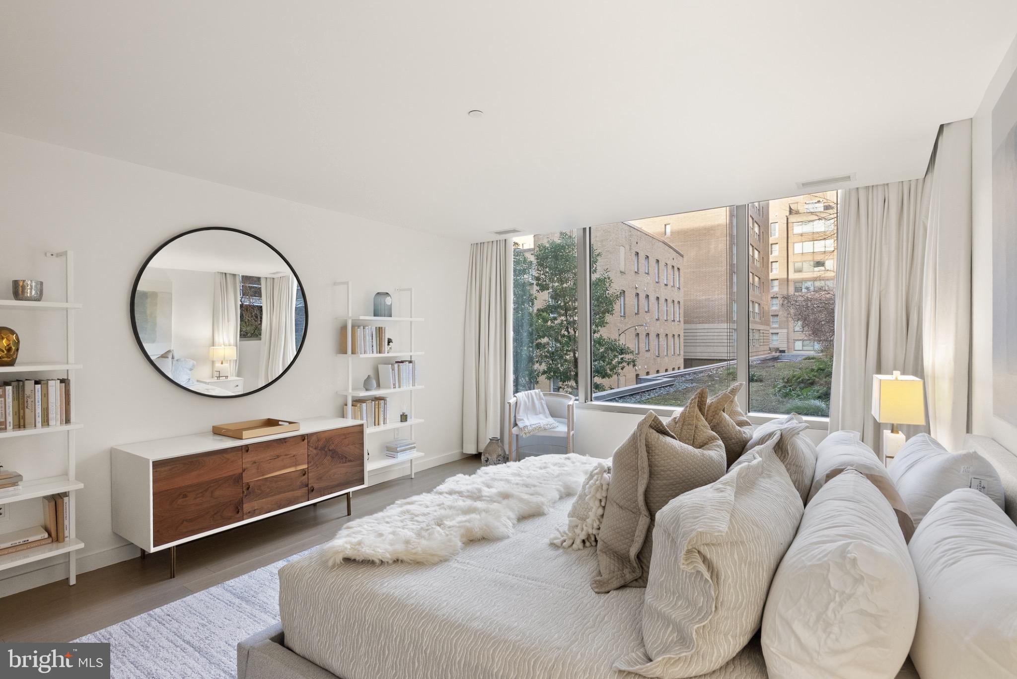 WEST END - Residential