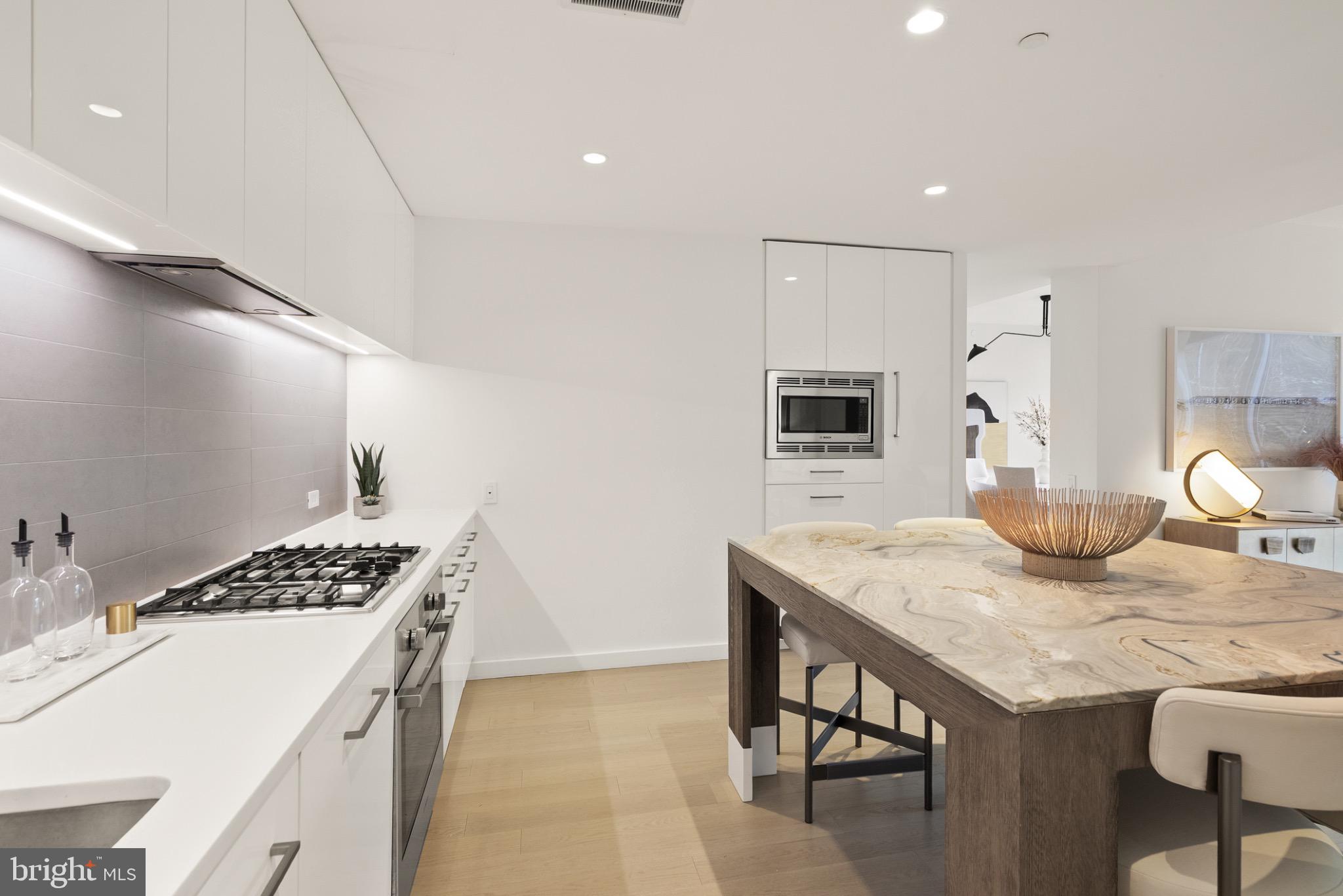 WEST END - Residential