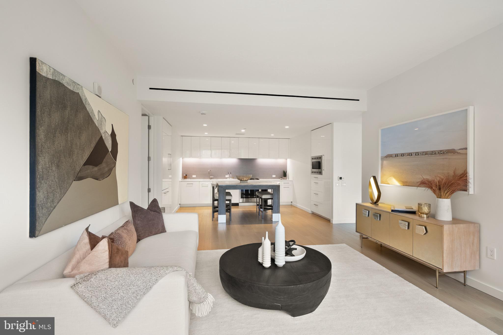 WEST END - Residential