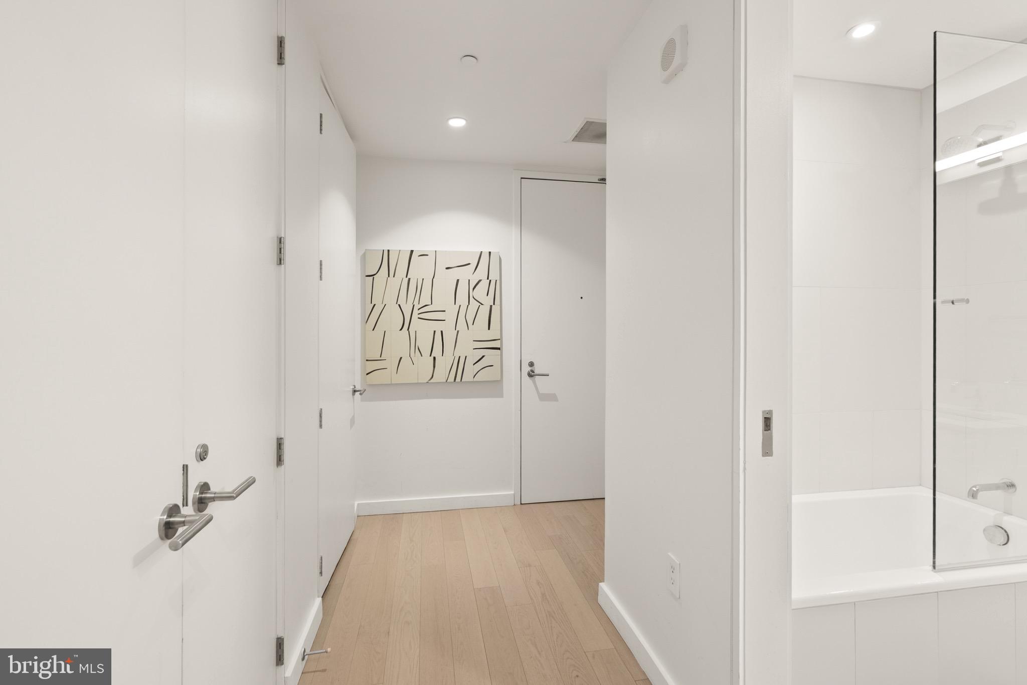 WEST END - Residential