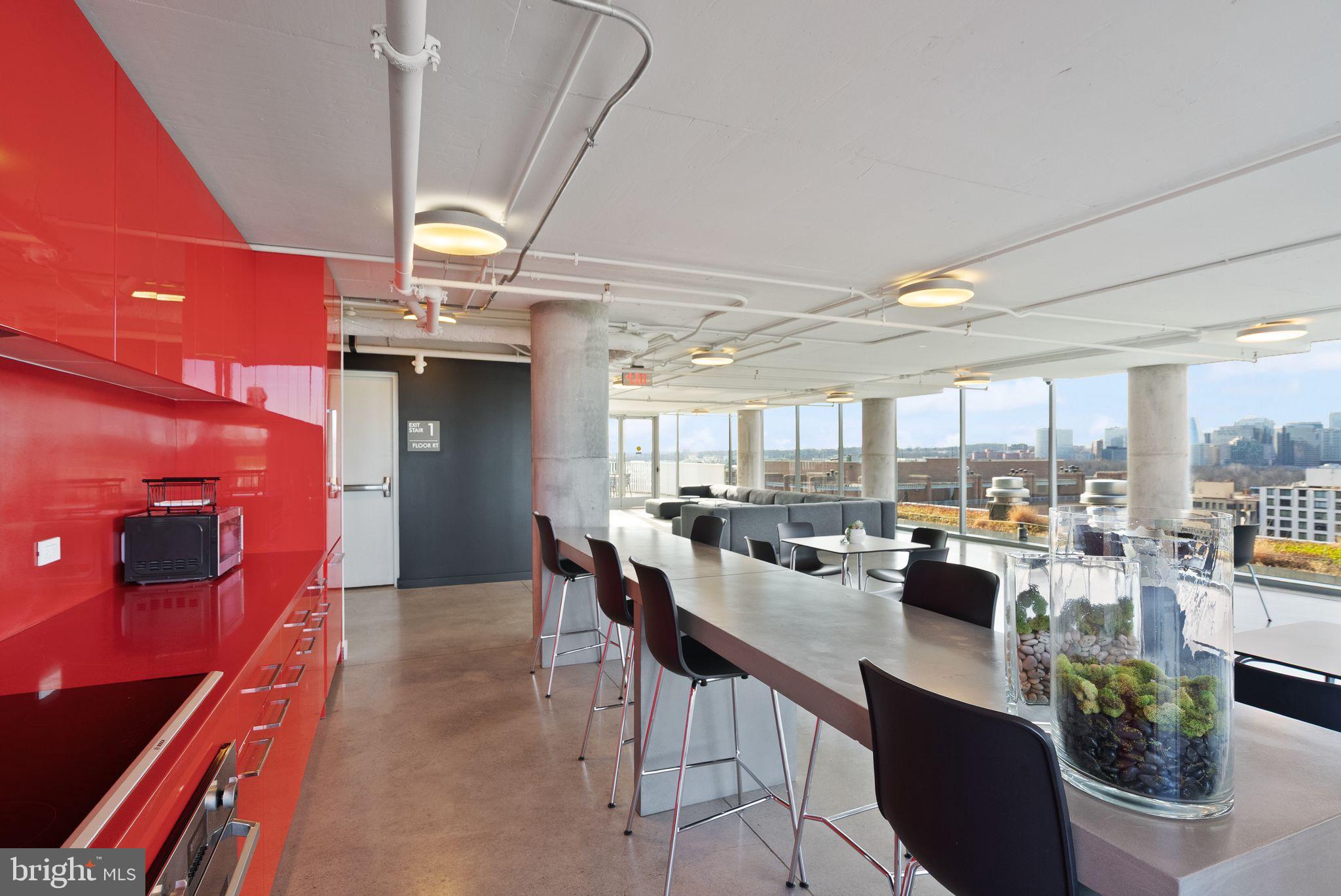 WEST END - Residential