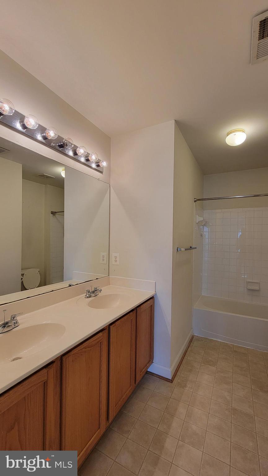 HAMPTONS OF BRIGHTWOOD - Residential Lease