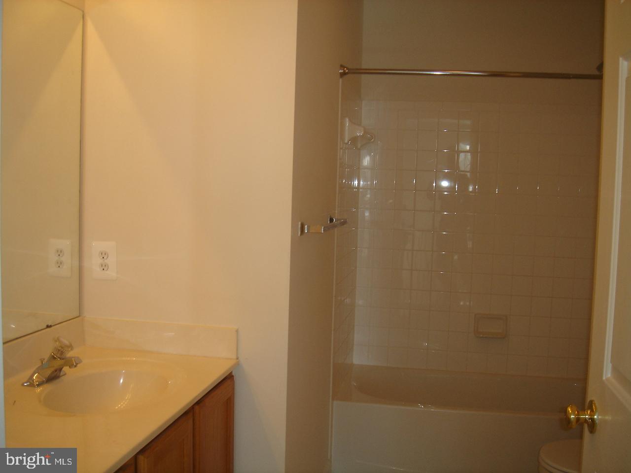 HAMPTONS OF BRIGHTWOOD - Residential Lease