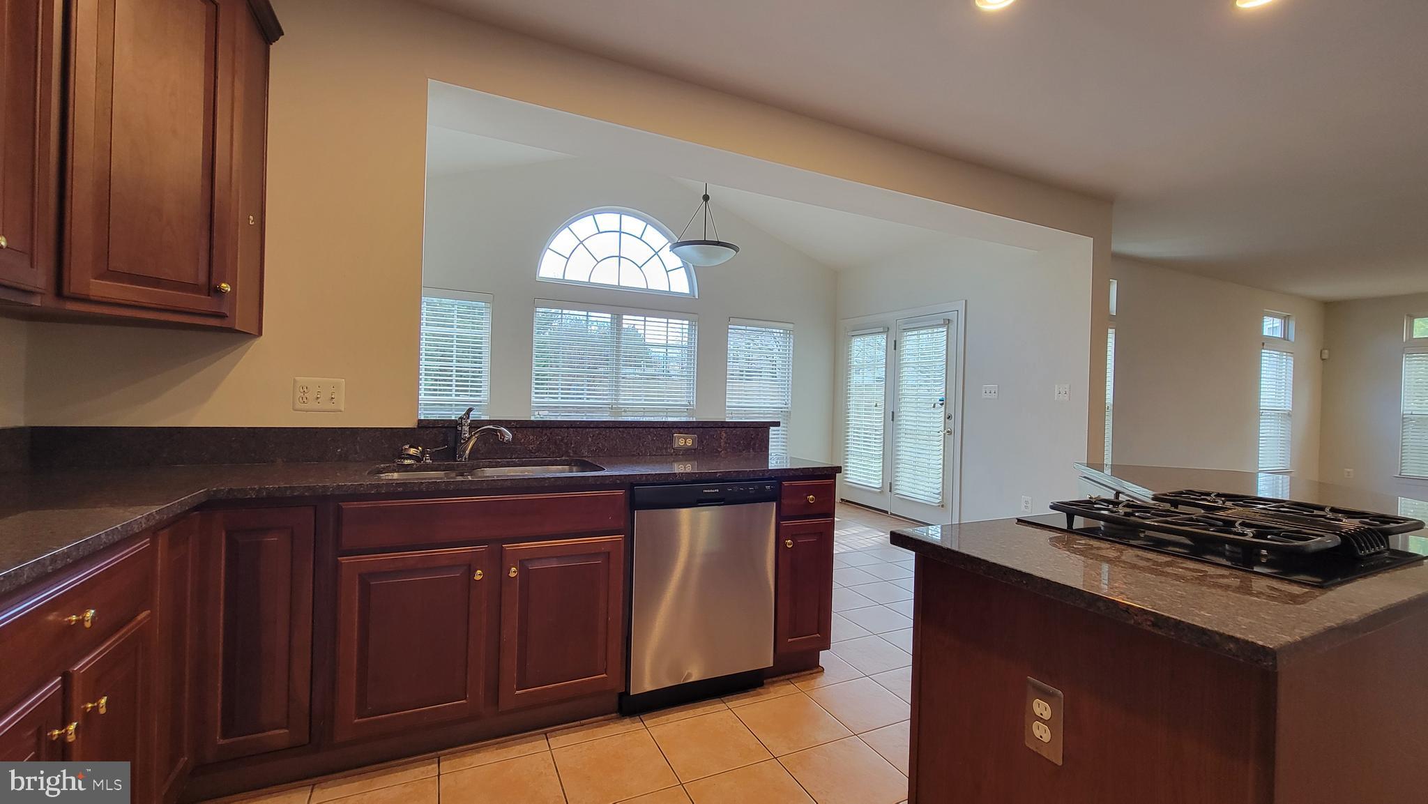 HAMPTONS OF BRIGHTWOOD - Residential Lease