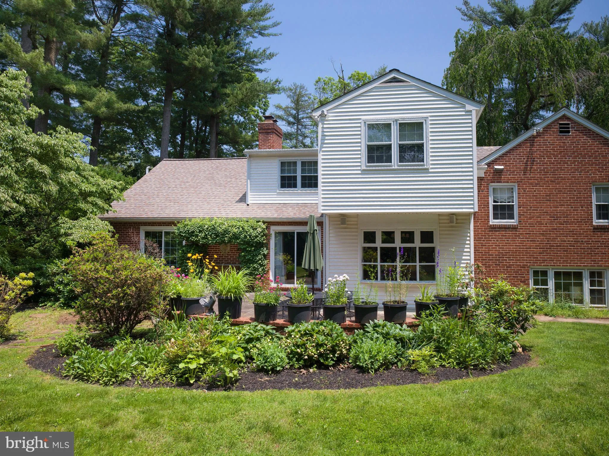 Villanova, Pennsylvania 19085, United States, 4 Bedrooms Bedrooms, ,5 BathroomsBathrooms,Residential,Contingent,146521