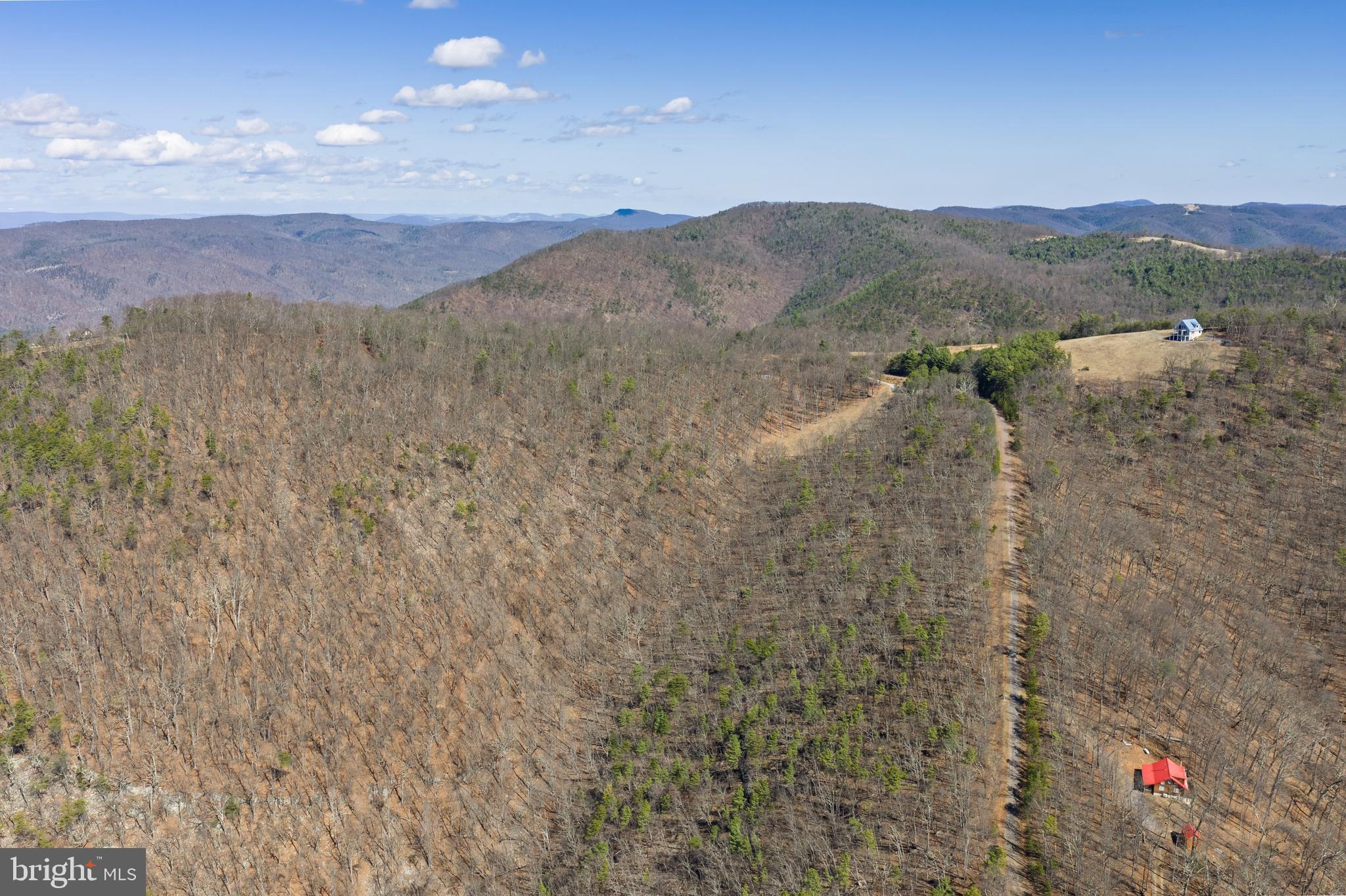 HUNTERS RIDGE TRAIL