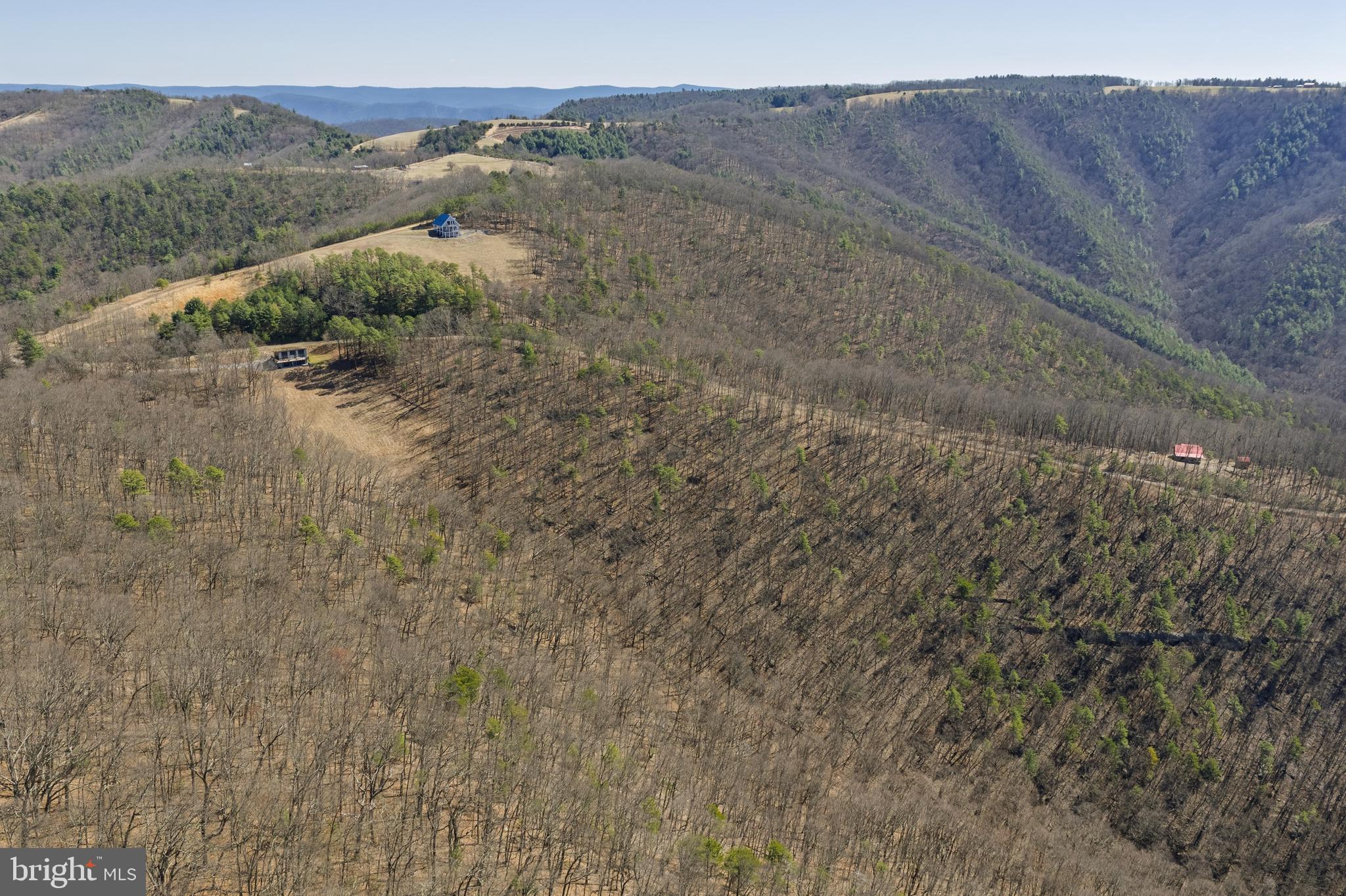 HUNTERS RIDGE TRAIL
