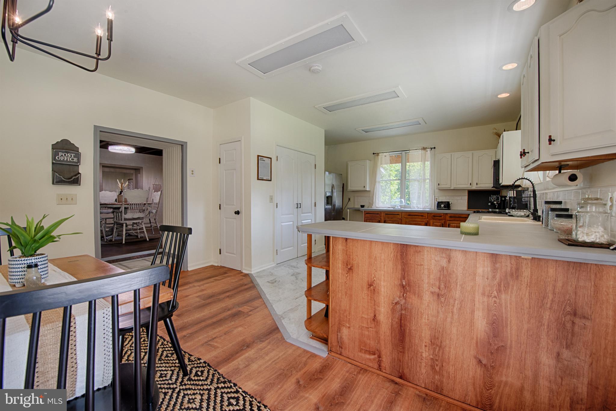 PERRYVILLE - Residential