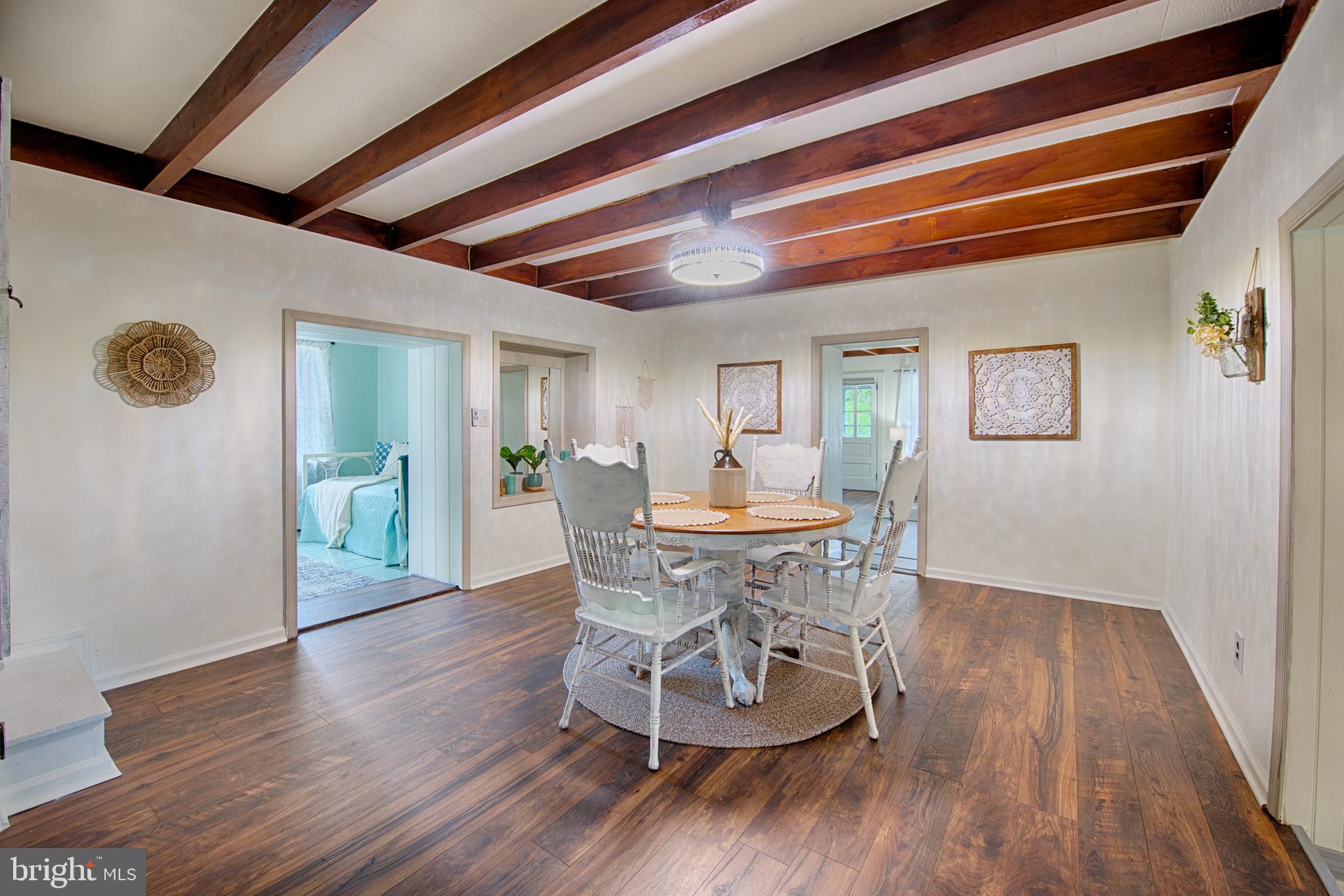 PERRYVILLE - Residential