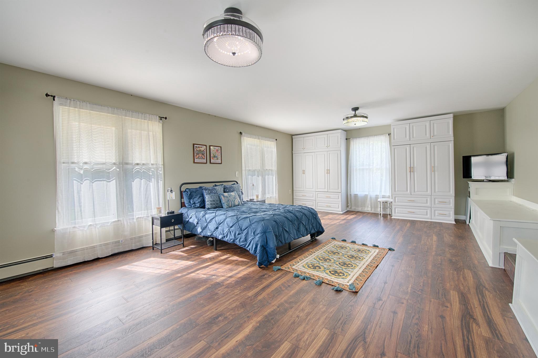 PERRYVILLE - Residential