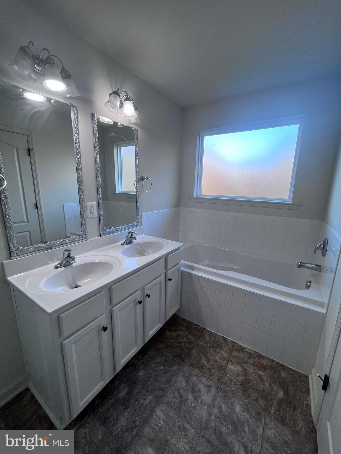 MALLARD LANDING - Residential