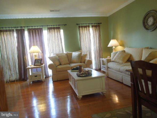 PARADISE/THE RESIDENCES - Residential