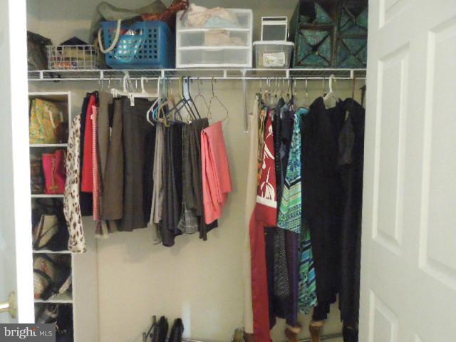 PARADISE/THE RESIDENCES - Residential