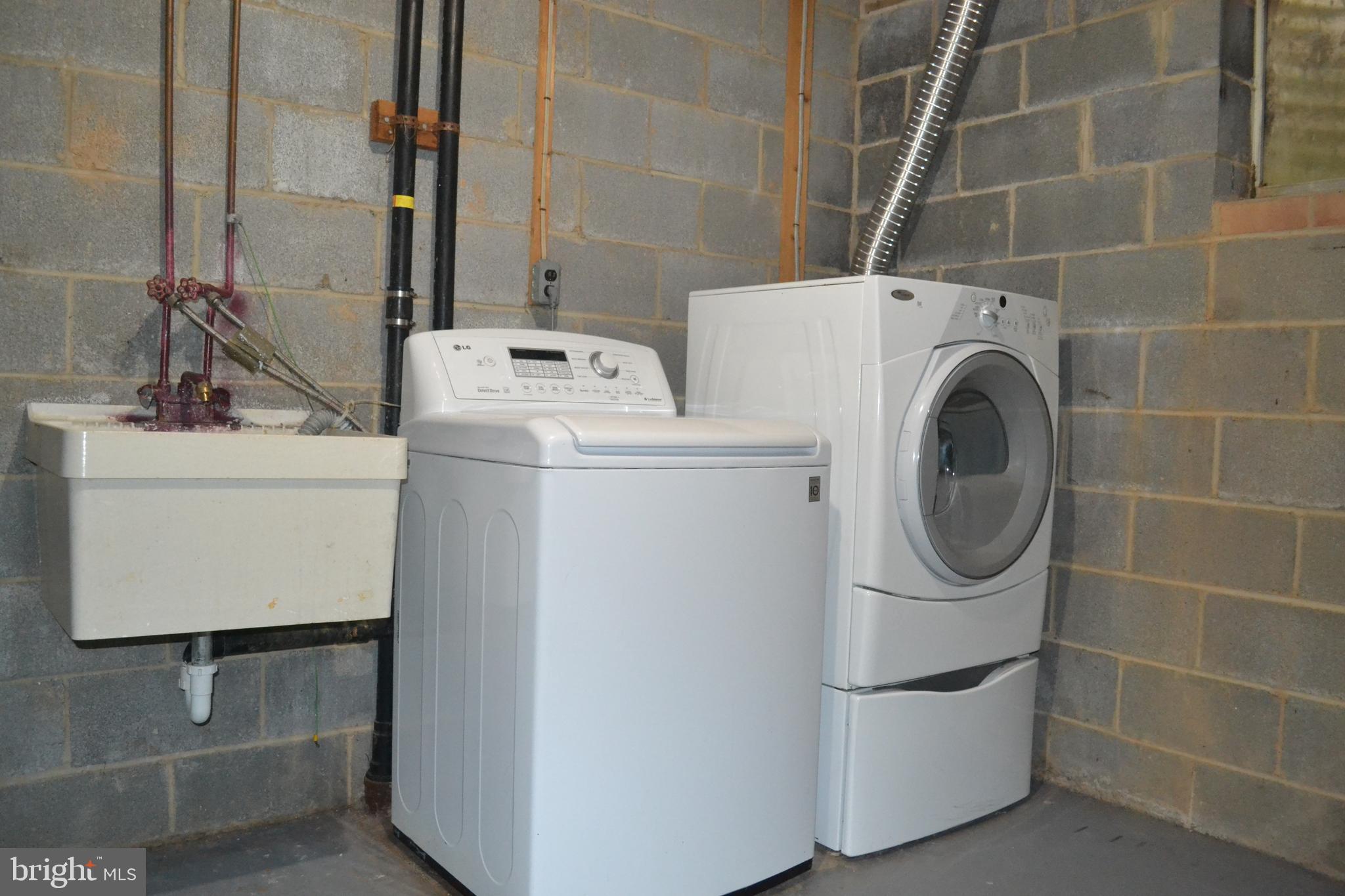 ECHO DALE - Residential Lease