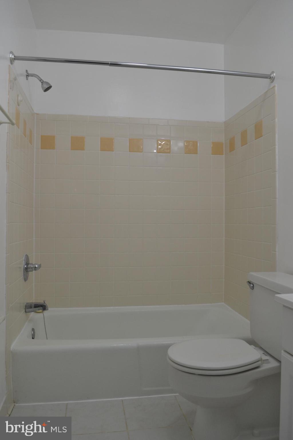 ECHO DALE - Residential Lease