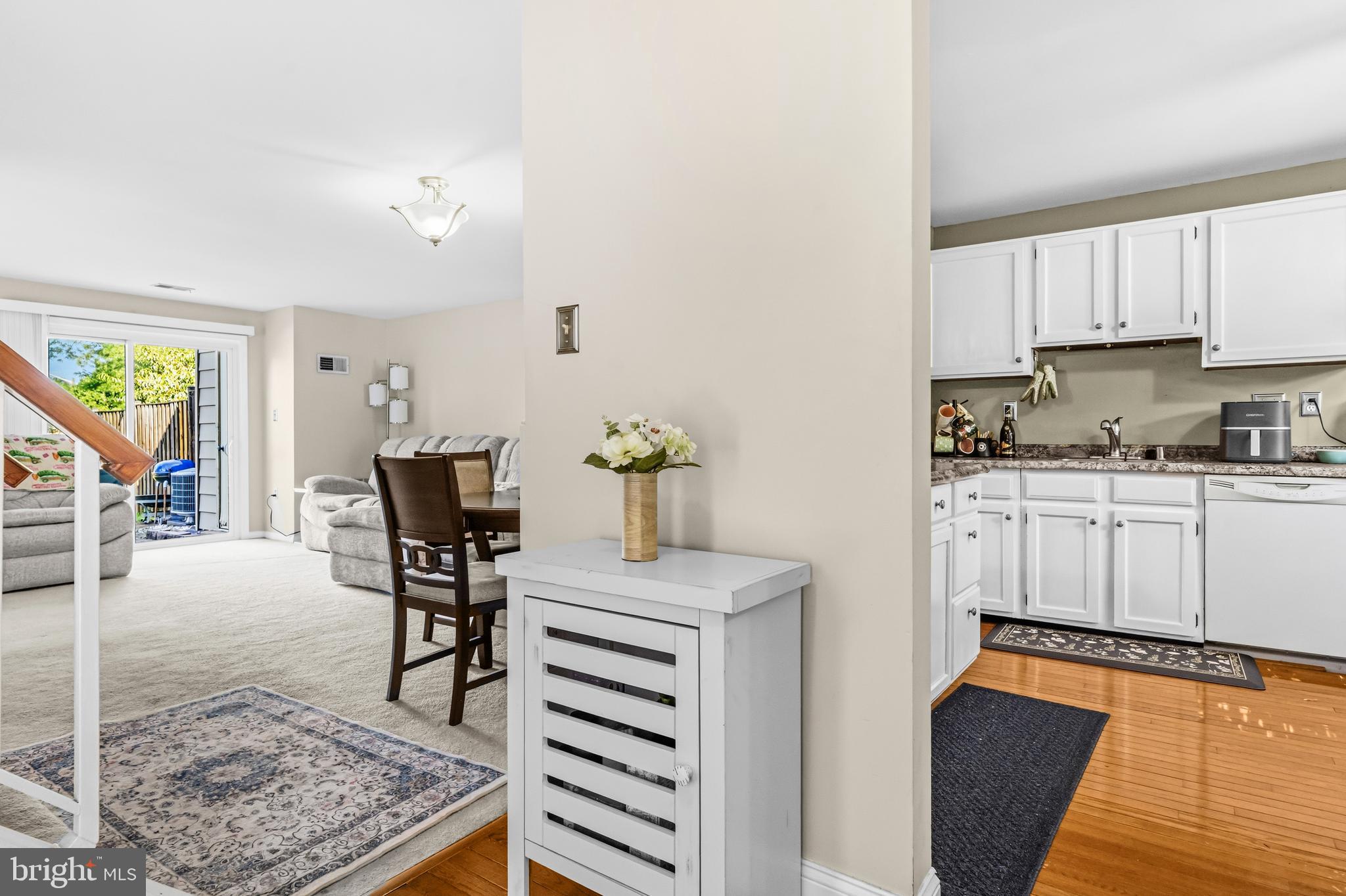 7556 BLANFORD COURT