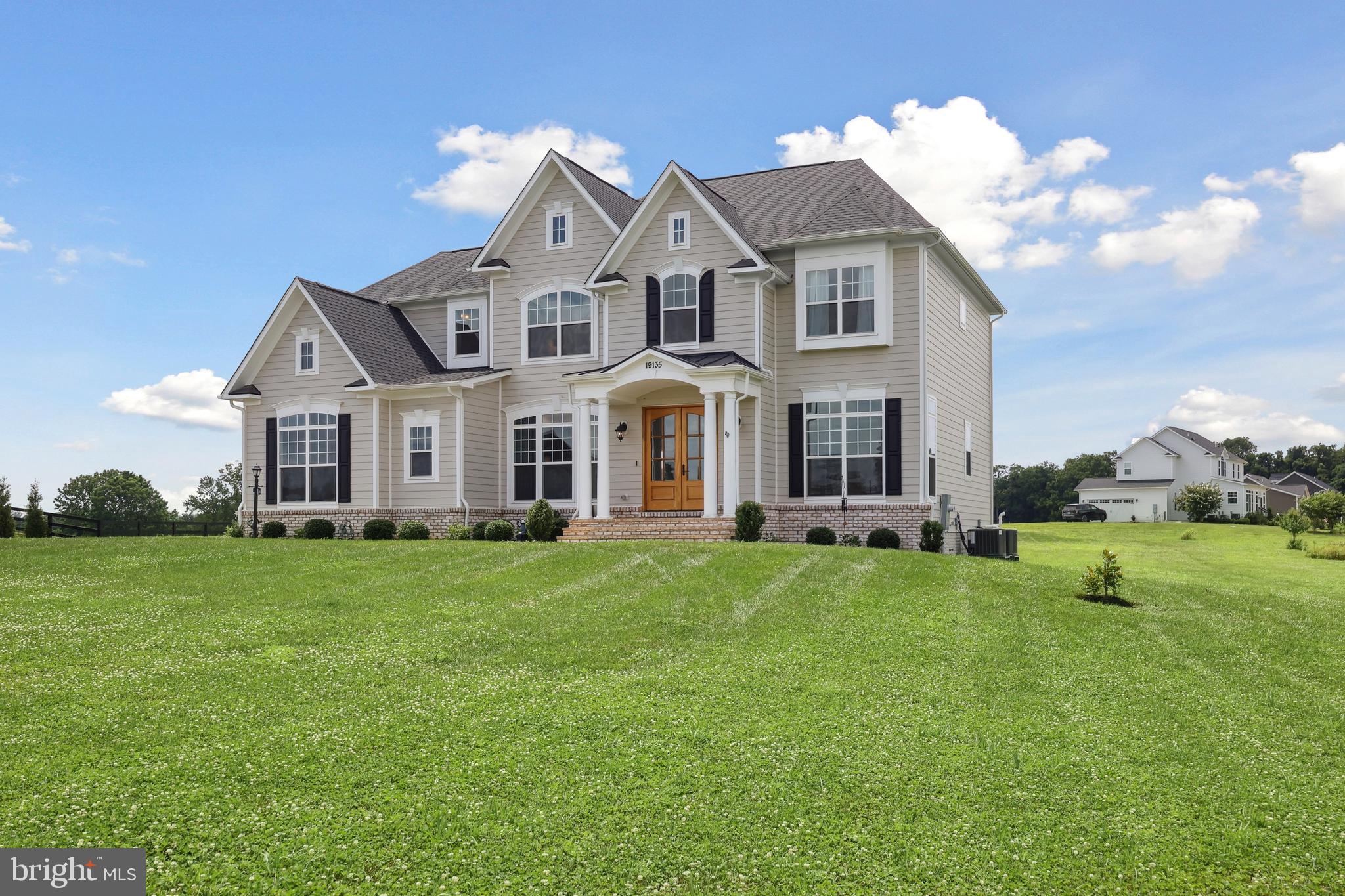 19135 HUNTRIDGE PRESERVE COURT