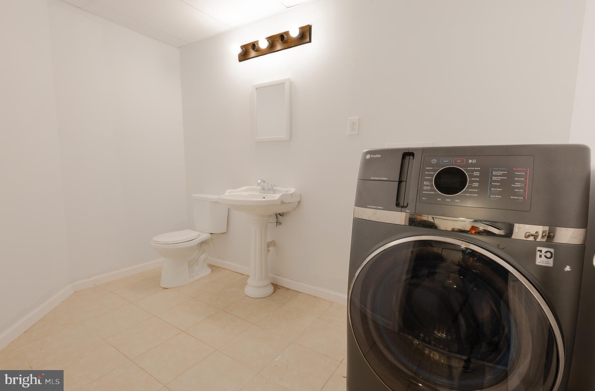 WHITE SANDS - Residential