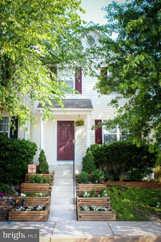 LAUREL GLEN - Residential