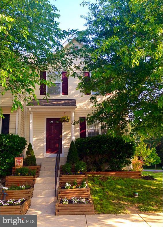 LAUREL GLEN - Residential