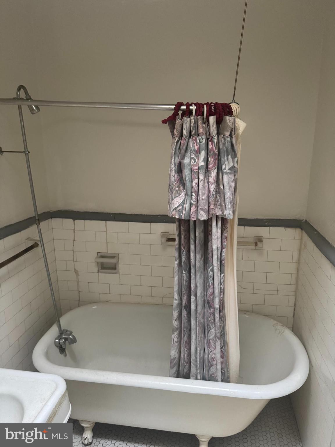 GERMANTOWN - Residential