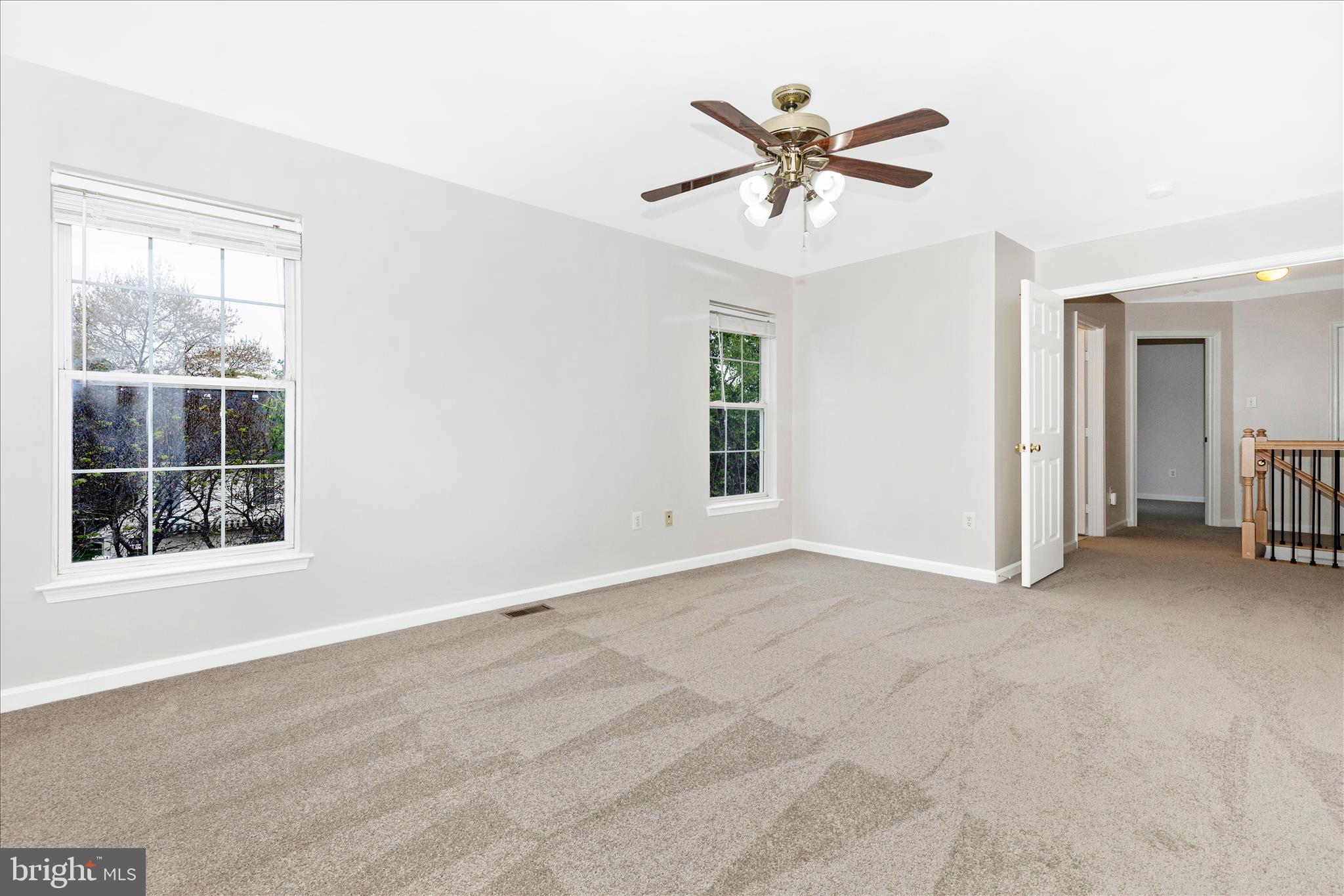 OATLAND FARM - Residential