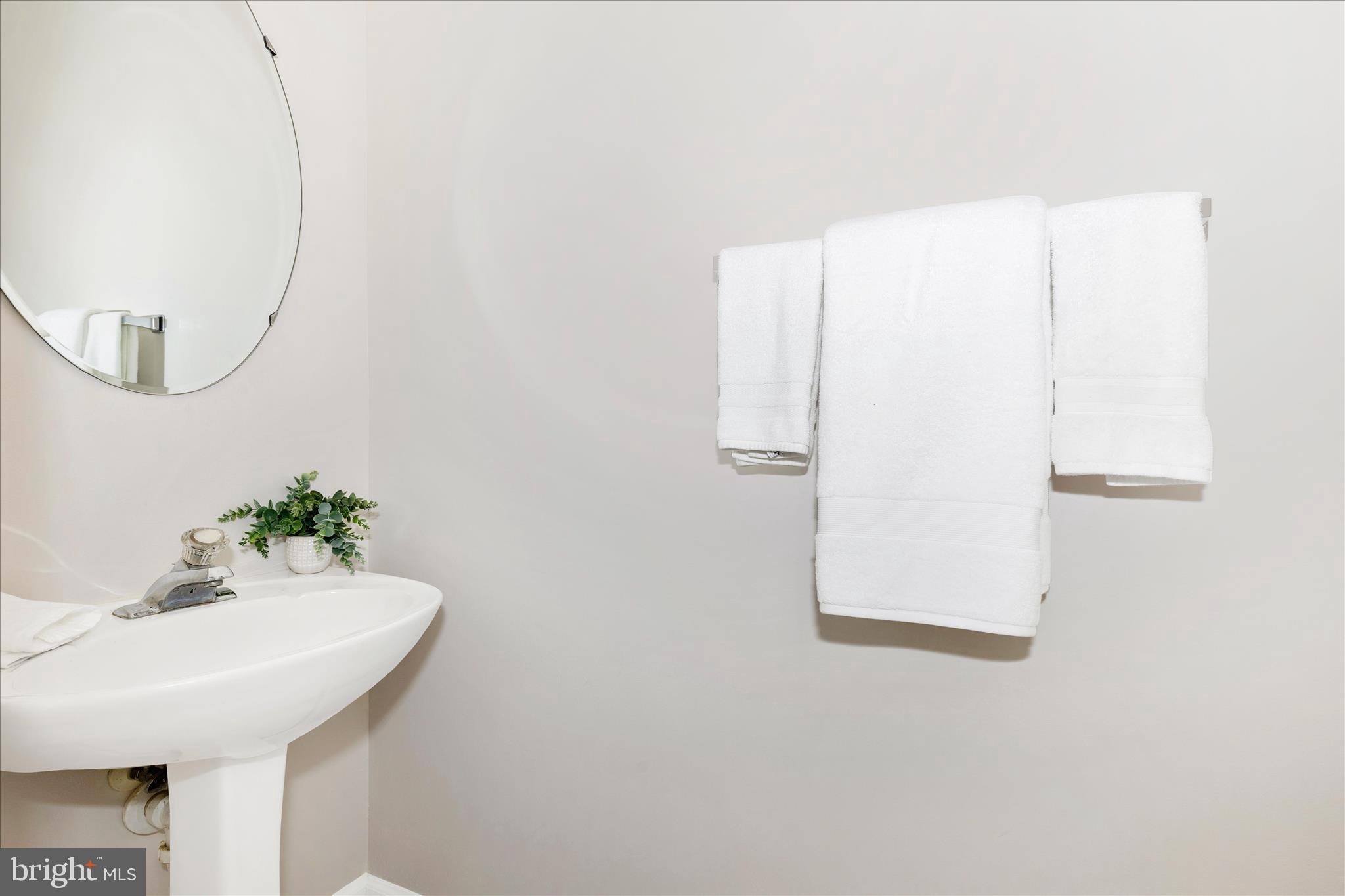 OATLAND FARM - Residential