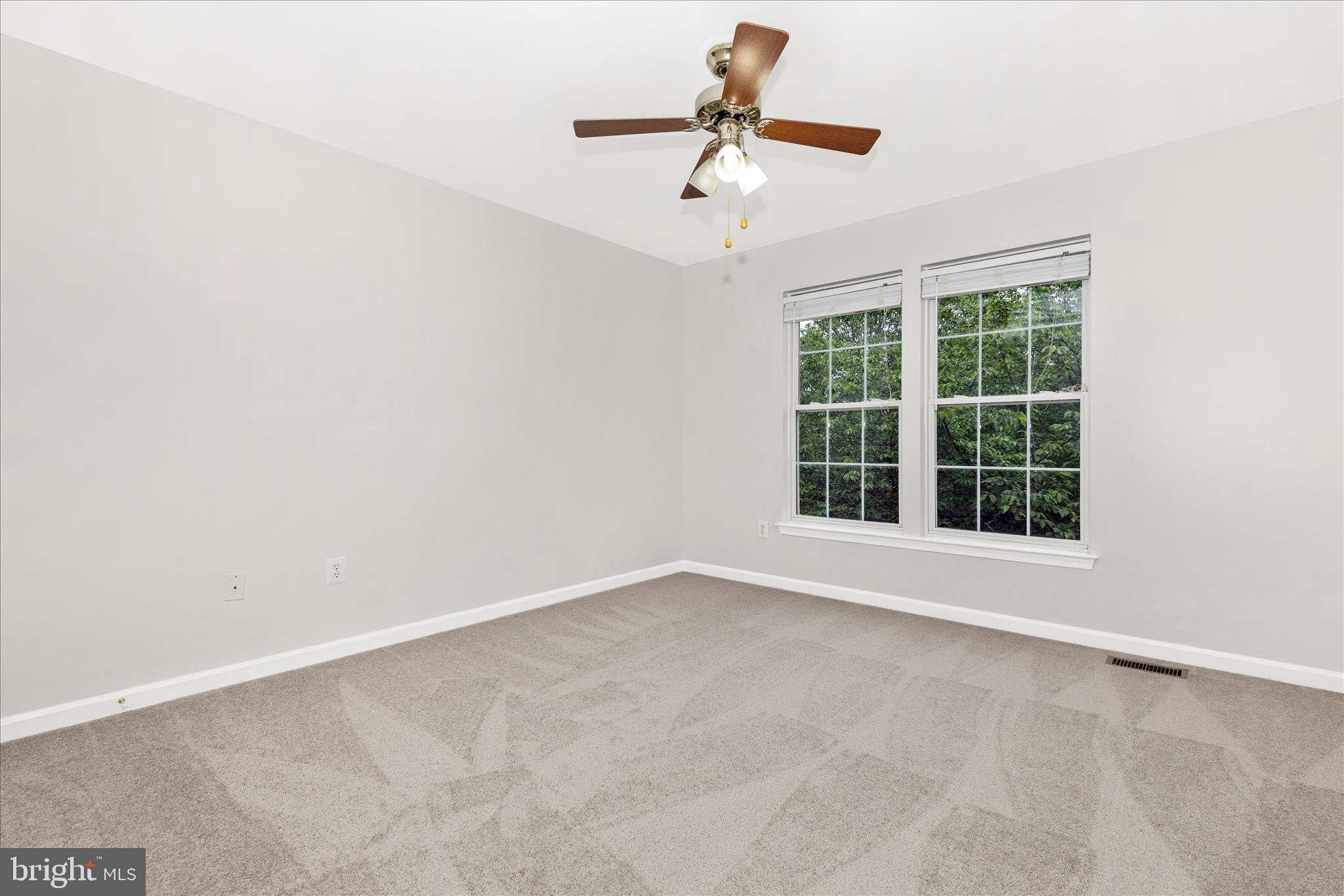 OATLAND FARM - Residential