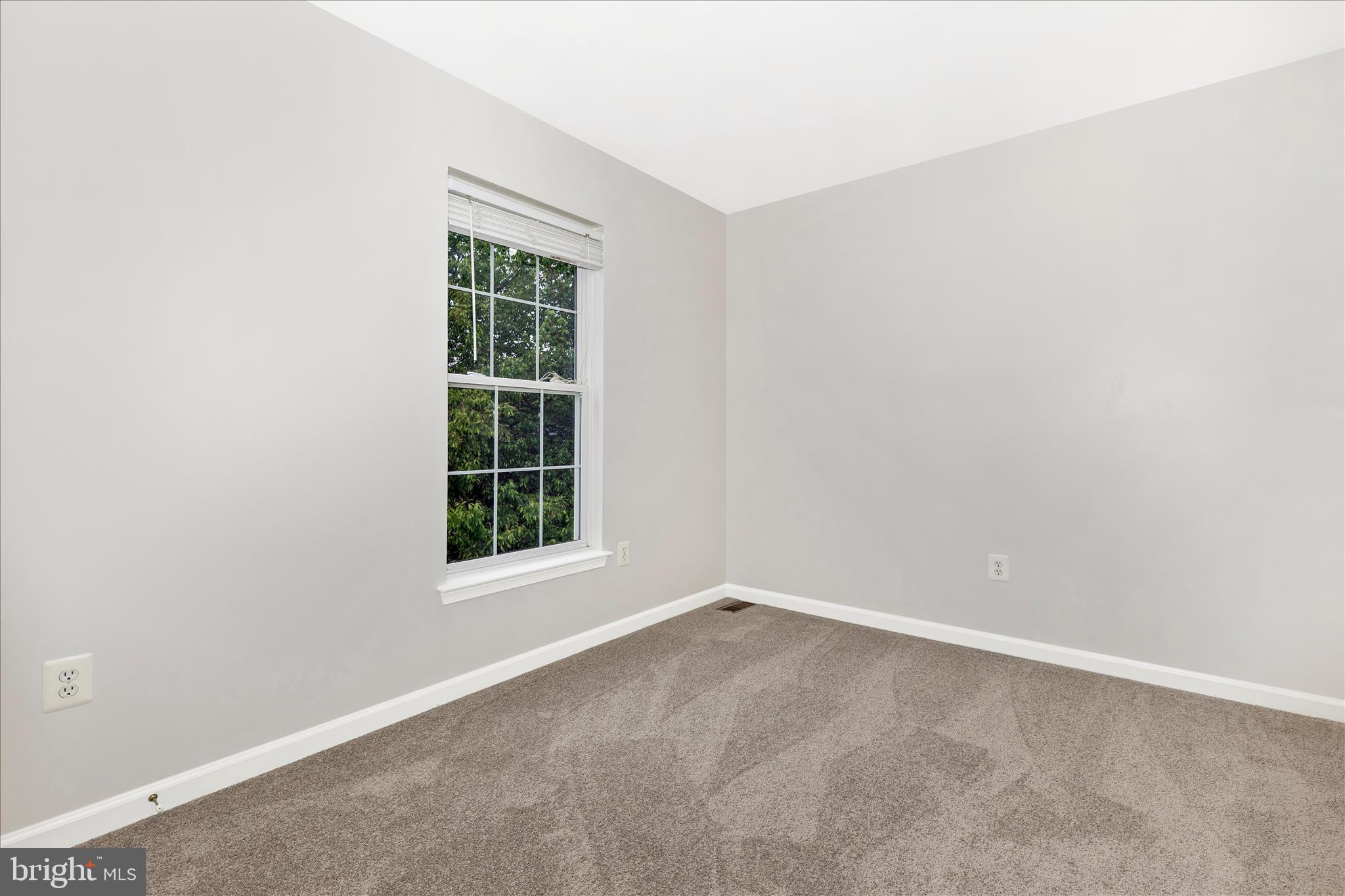 OATLAND FARM - Residential