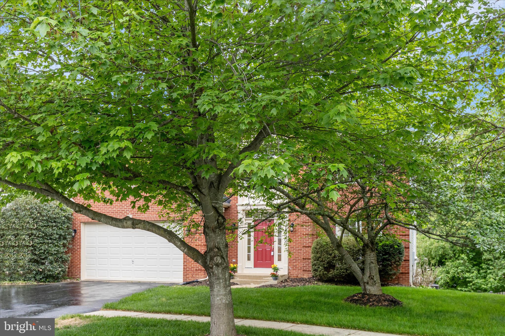 OATLAND FARM - Residential